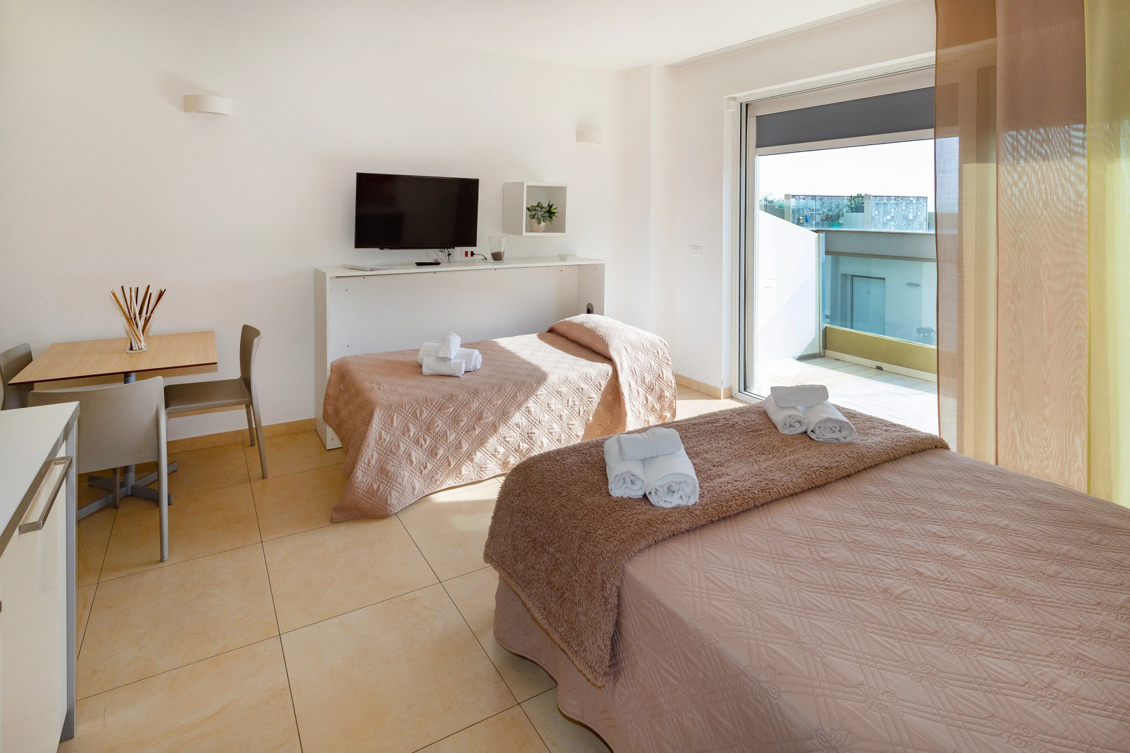 Zeus Residence Hotel