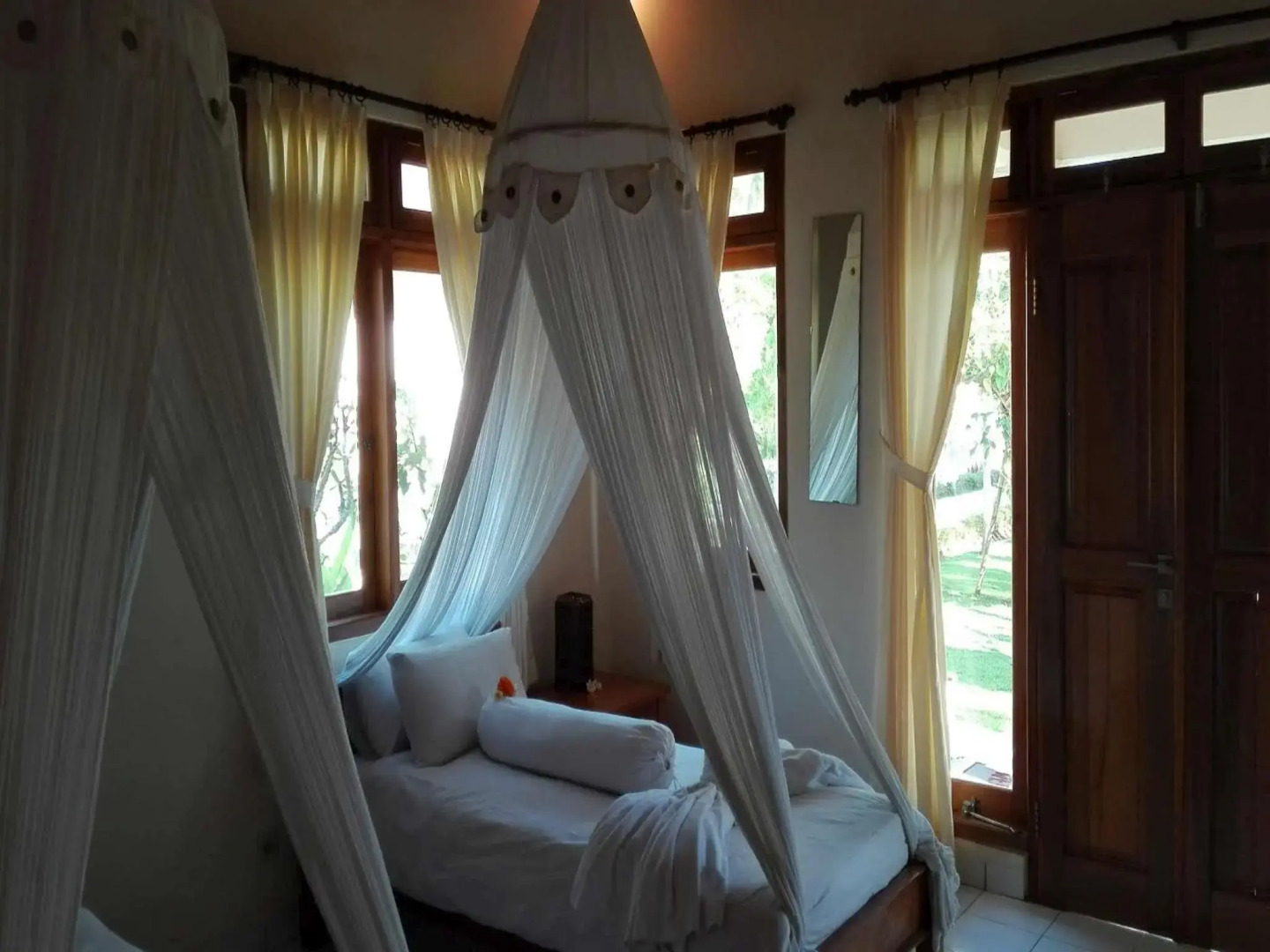 Starlight Hotel Lovina