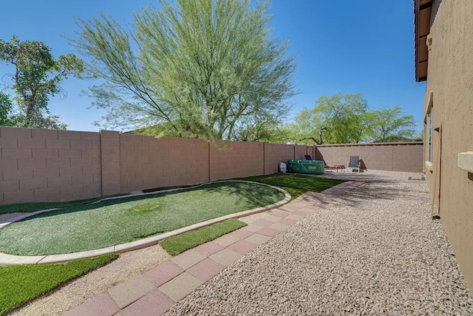 8 Mi to Sports Complex: Peoria Home w/ Hot Tub!