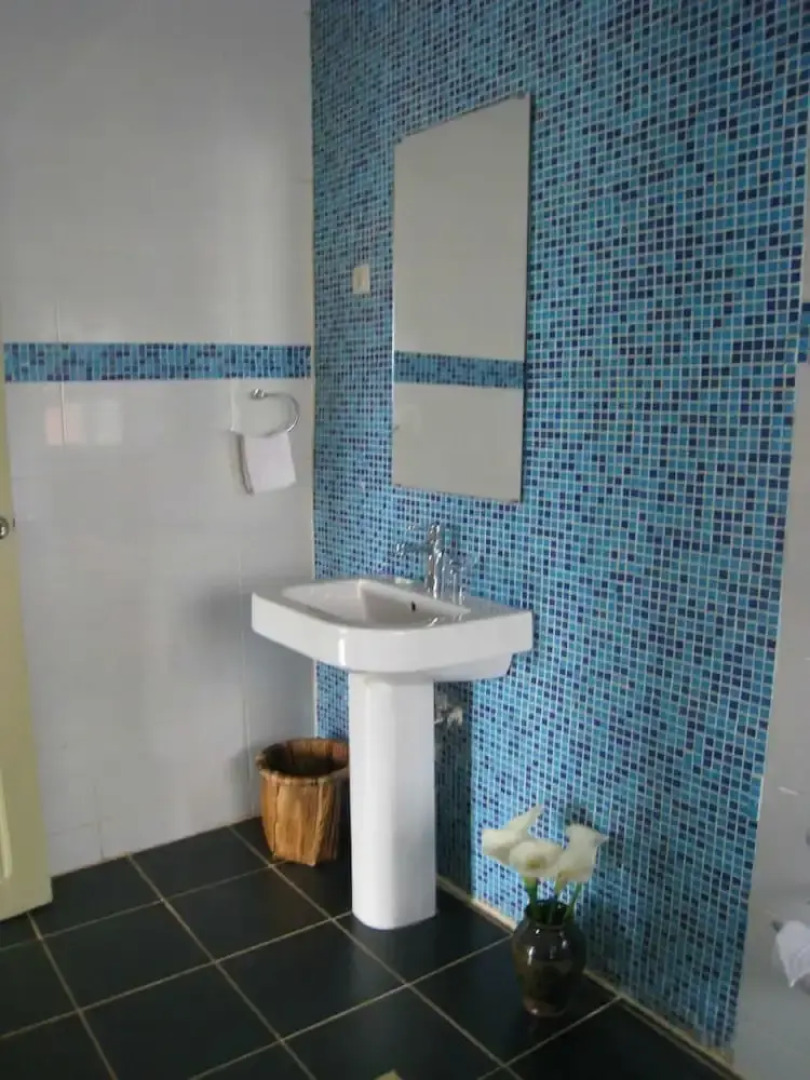 Nyungwe Top View Hotel