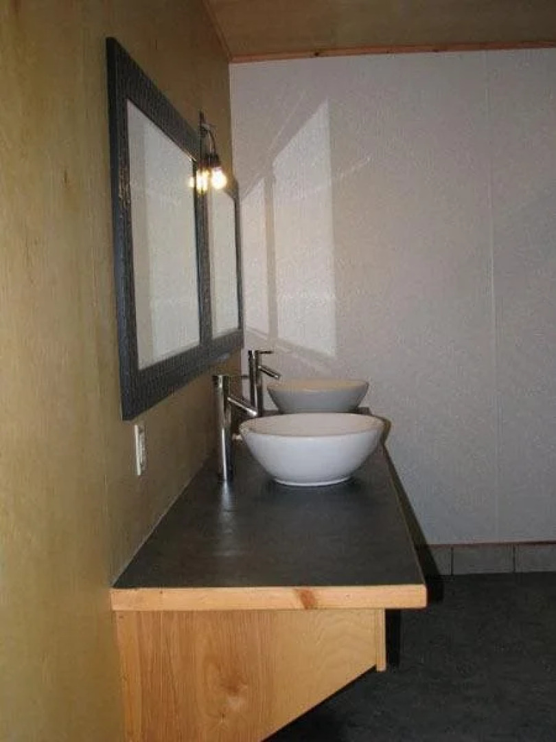 The Savary Island Resort