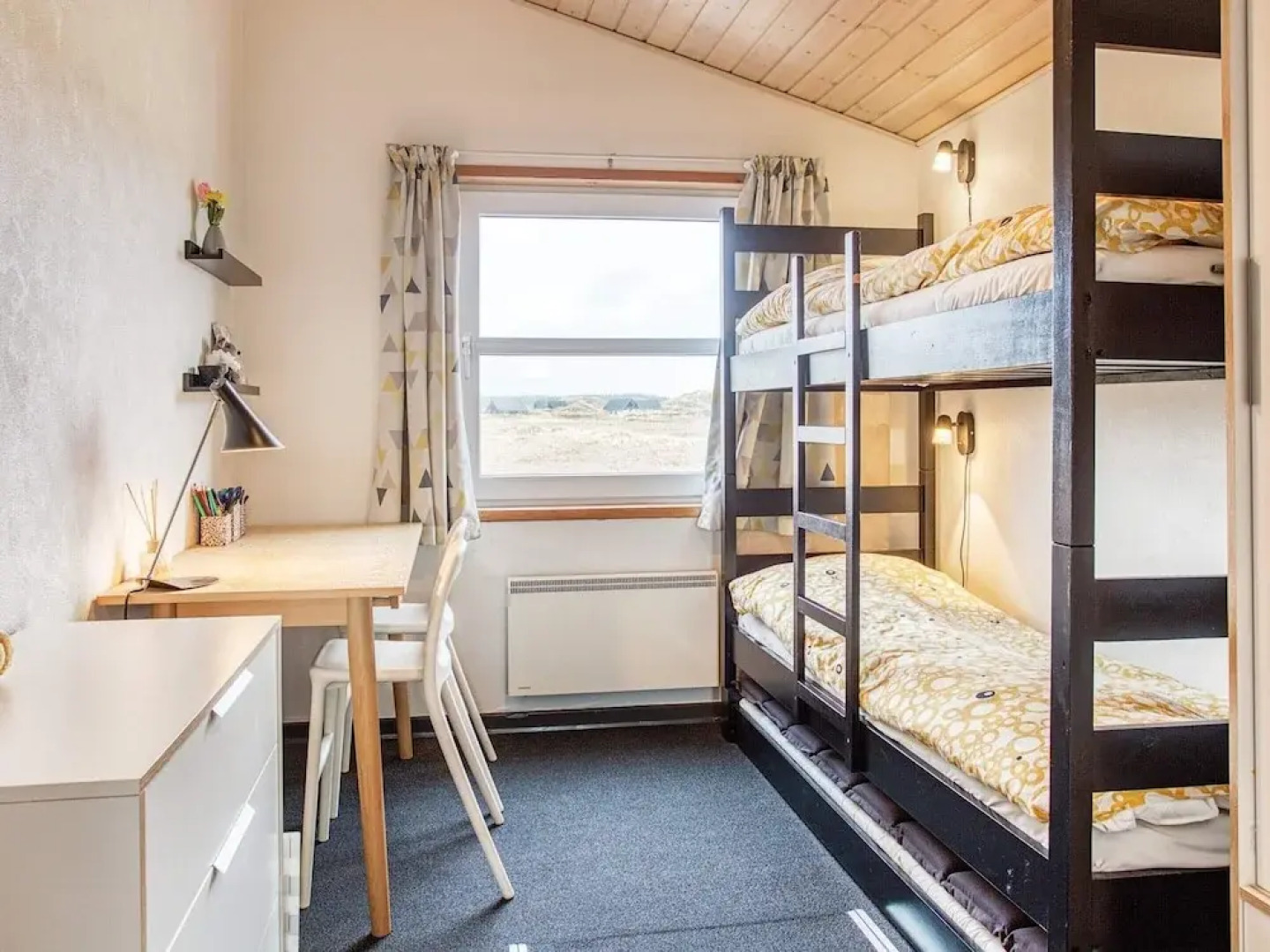 6 Person Holiday Home in Pandrup