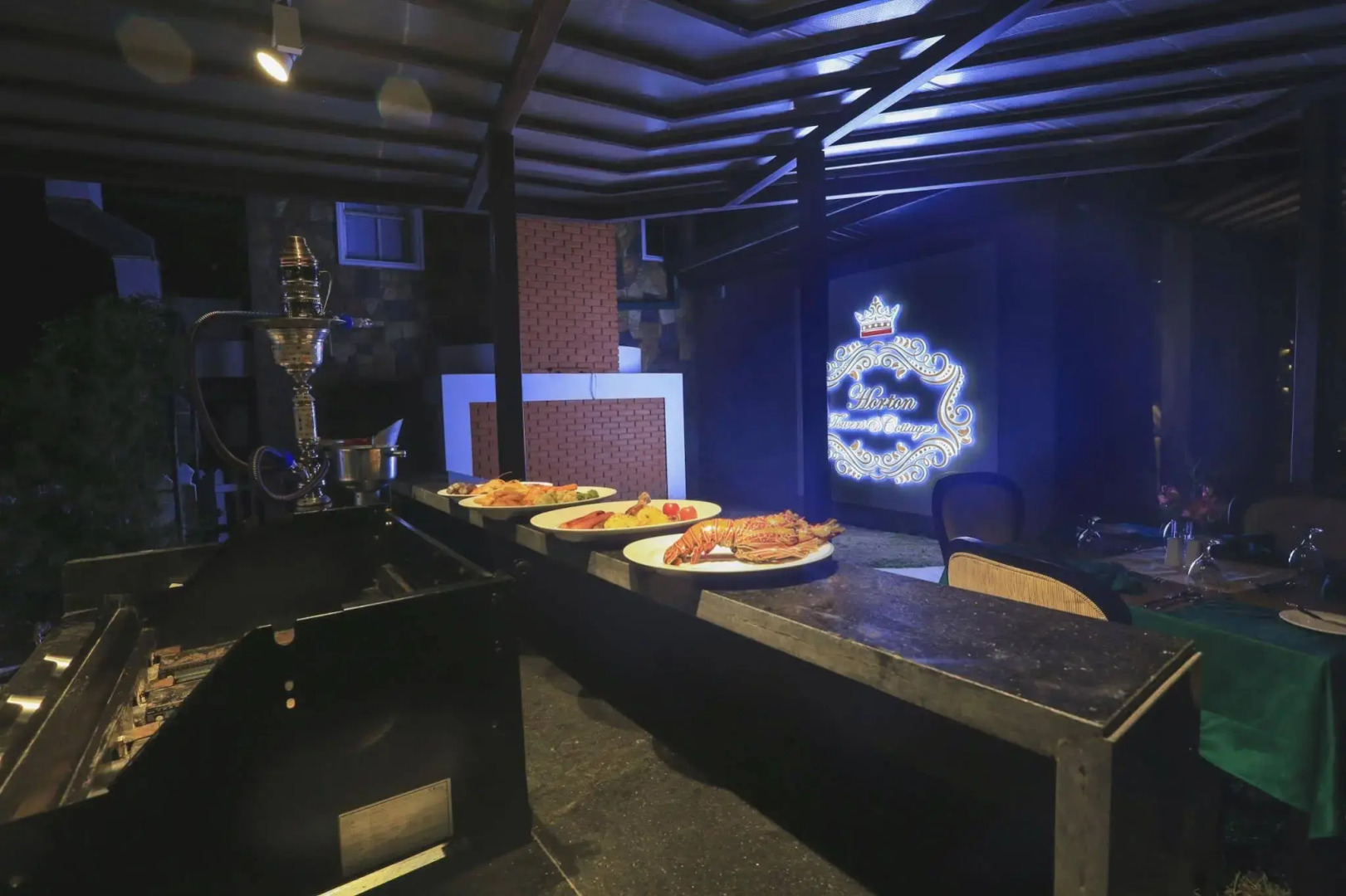 Horton Towers & Cottages