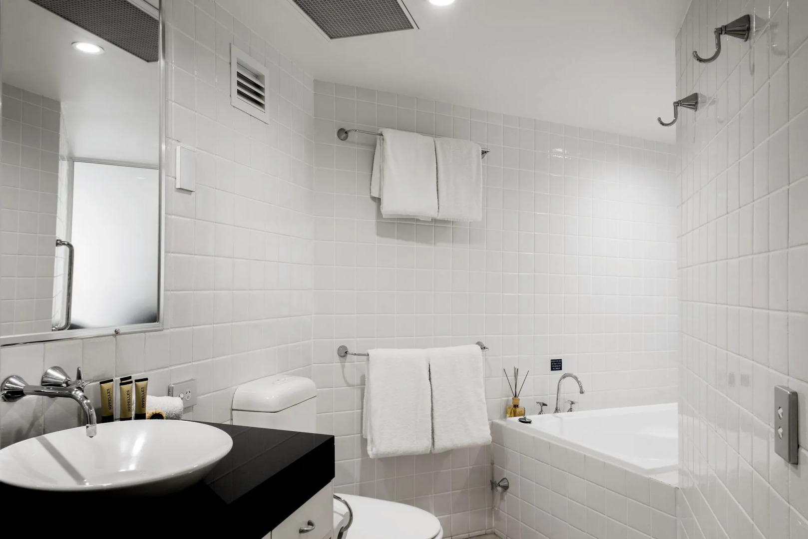 Netanya Noosa Beachfront Resort