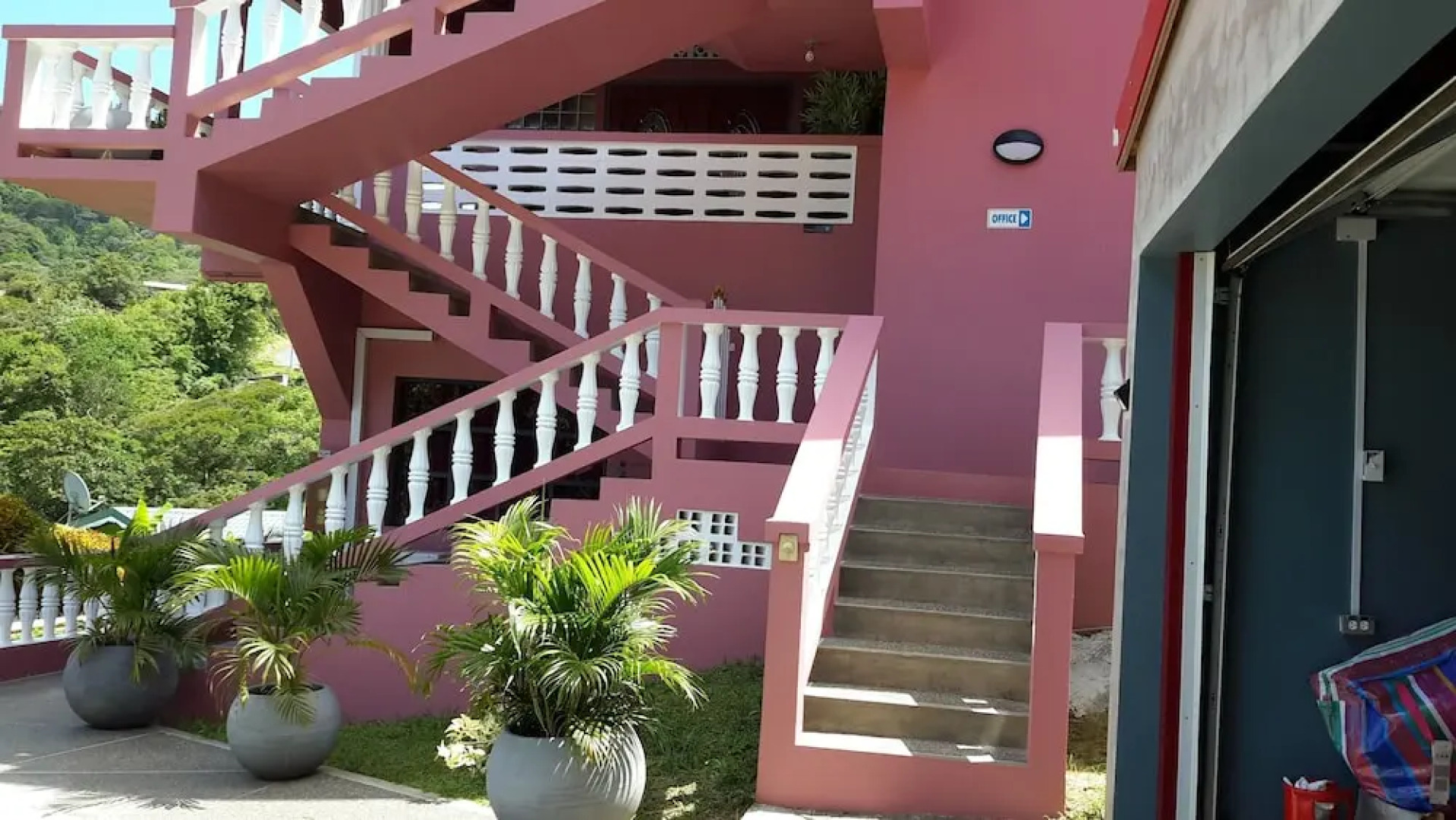 Top Ranking Guesthouse