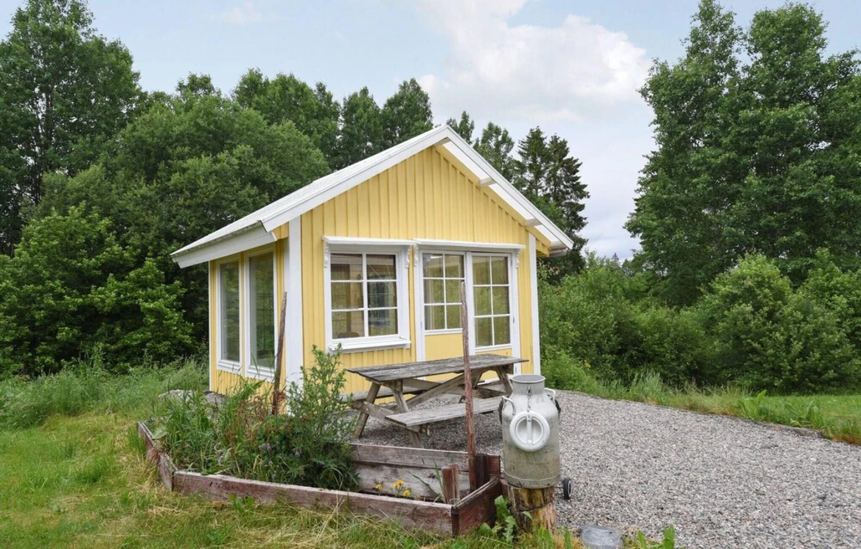 Stunning Home in Ed With 2 Bedrooms and Wifi