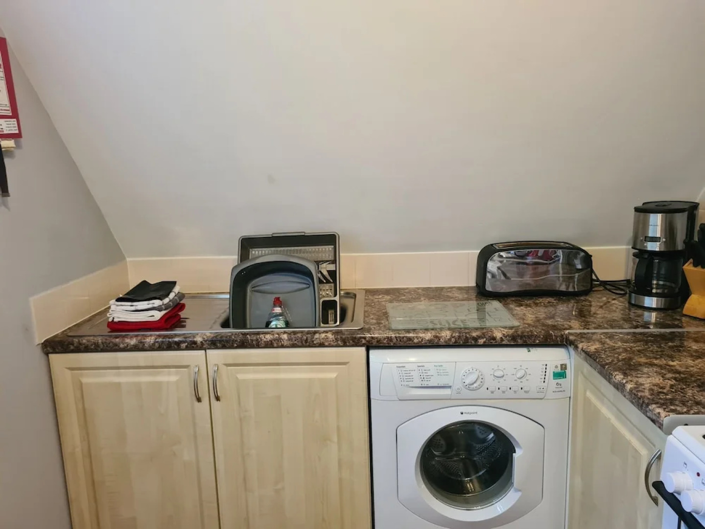 10 Valley View Lodge