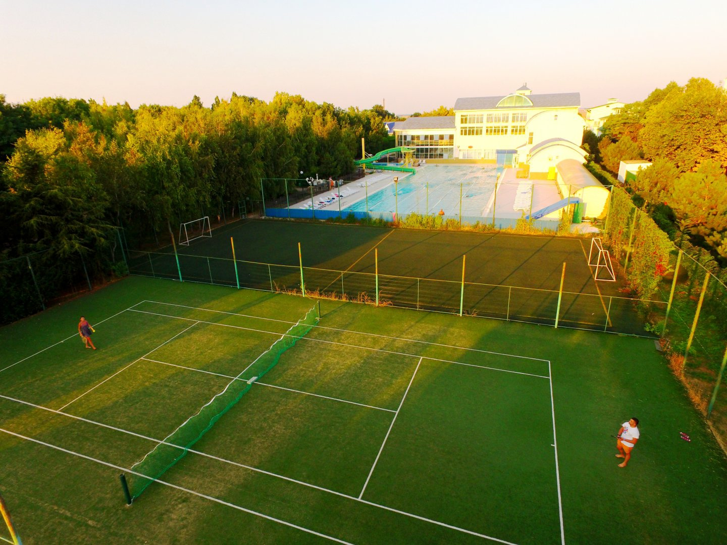 Luchezarnyj (Nikolaevka)