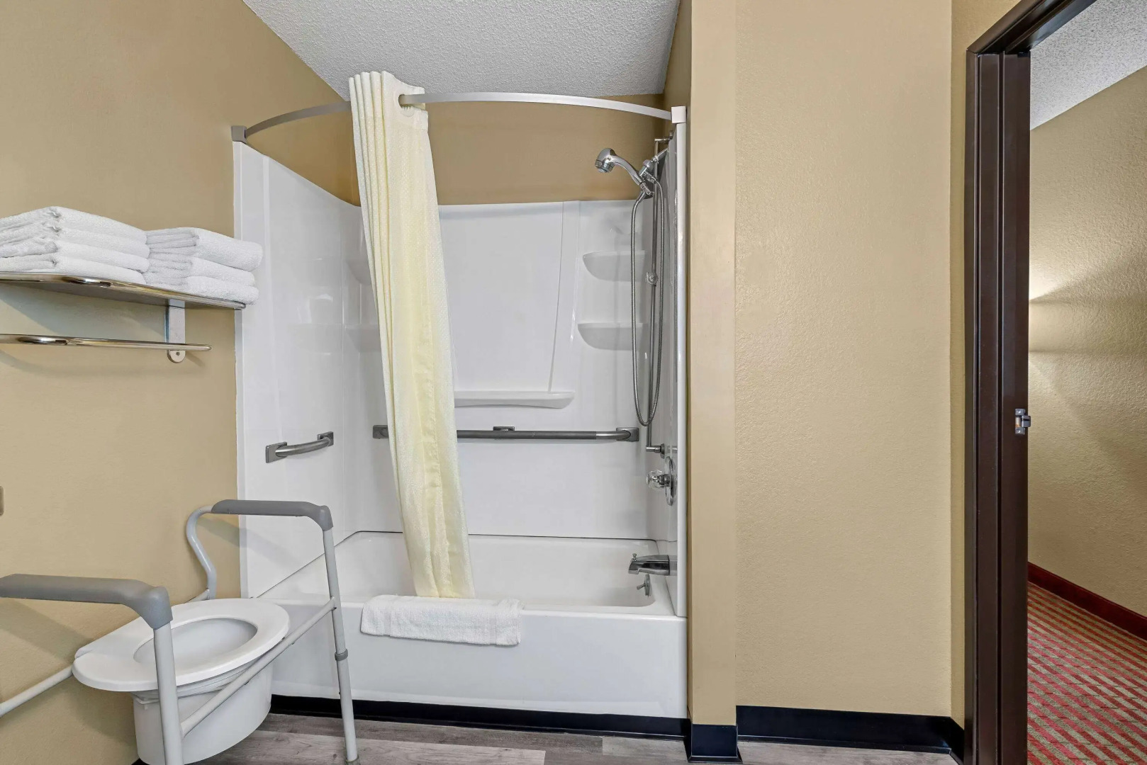 Super 8 by Wyndham Amsterdam