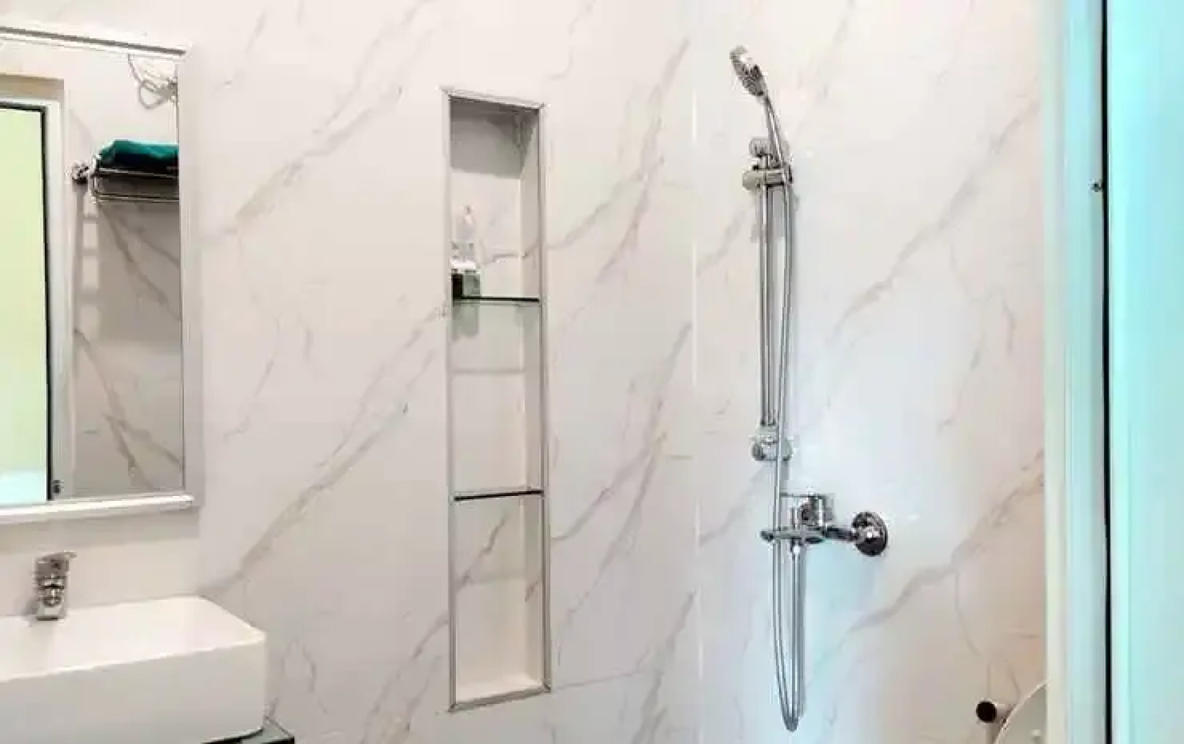 Grand Mahkota Lamongan