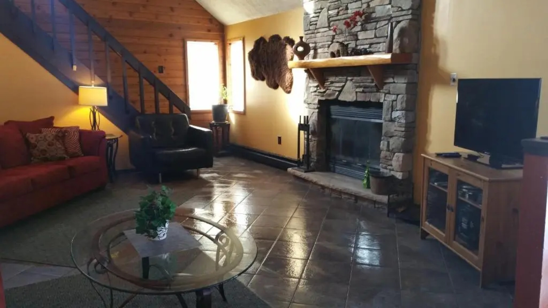 Chalet renovated Near Casino, Camelback , Kalahari water park Mount Pocono