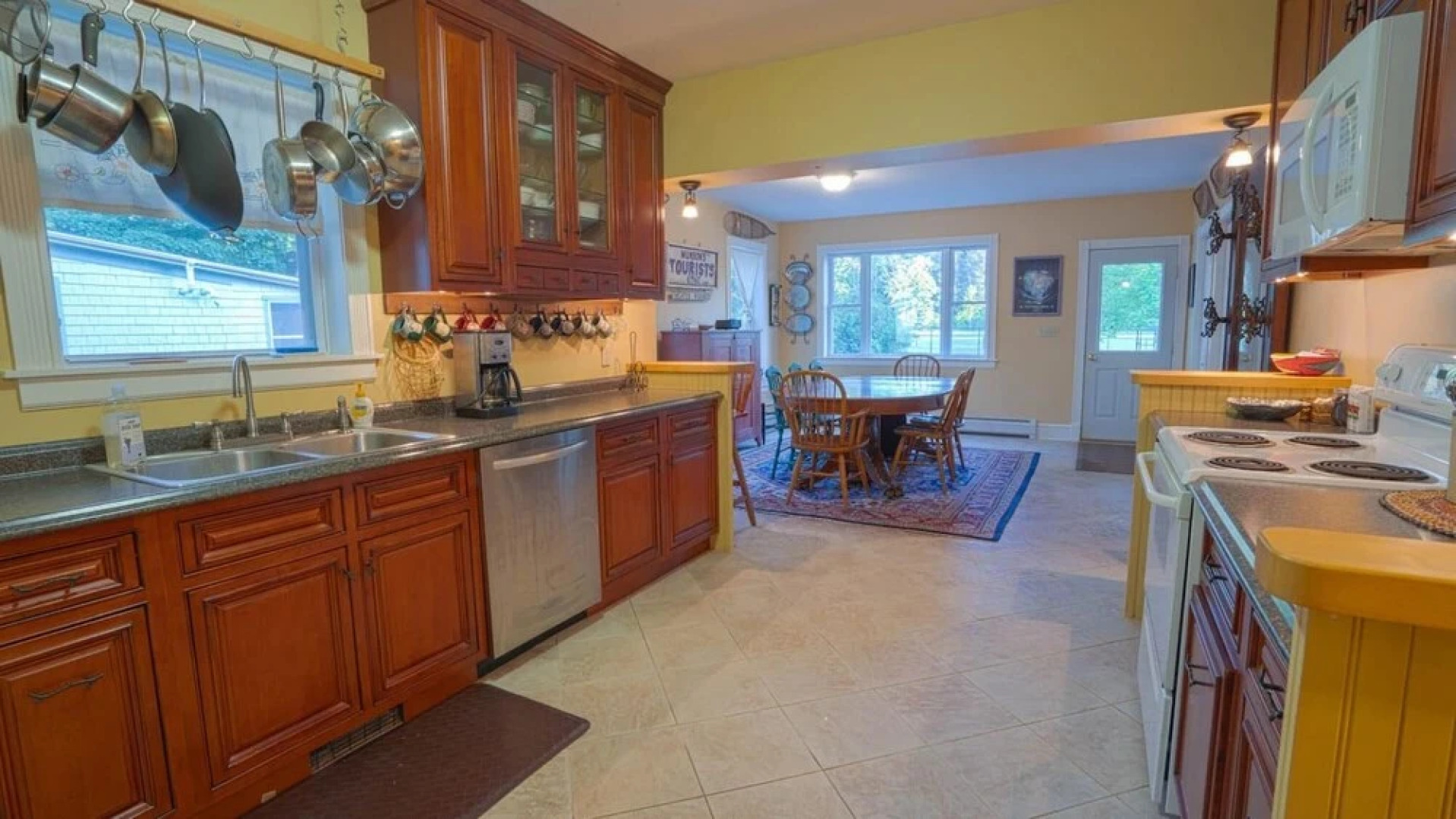 Munson s on Main - Windham Mtn in Your Backyard