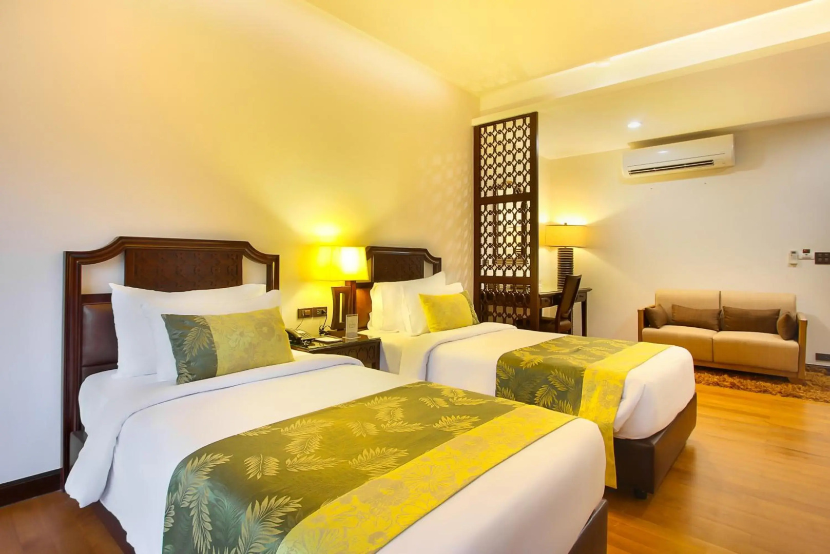 Rimnaam Klangchan Hotel