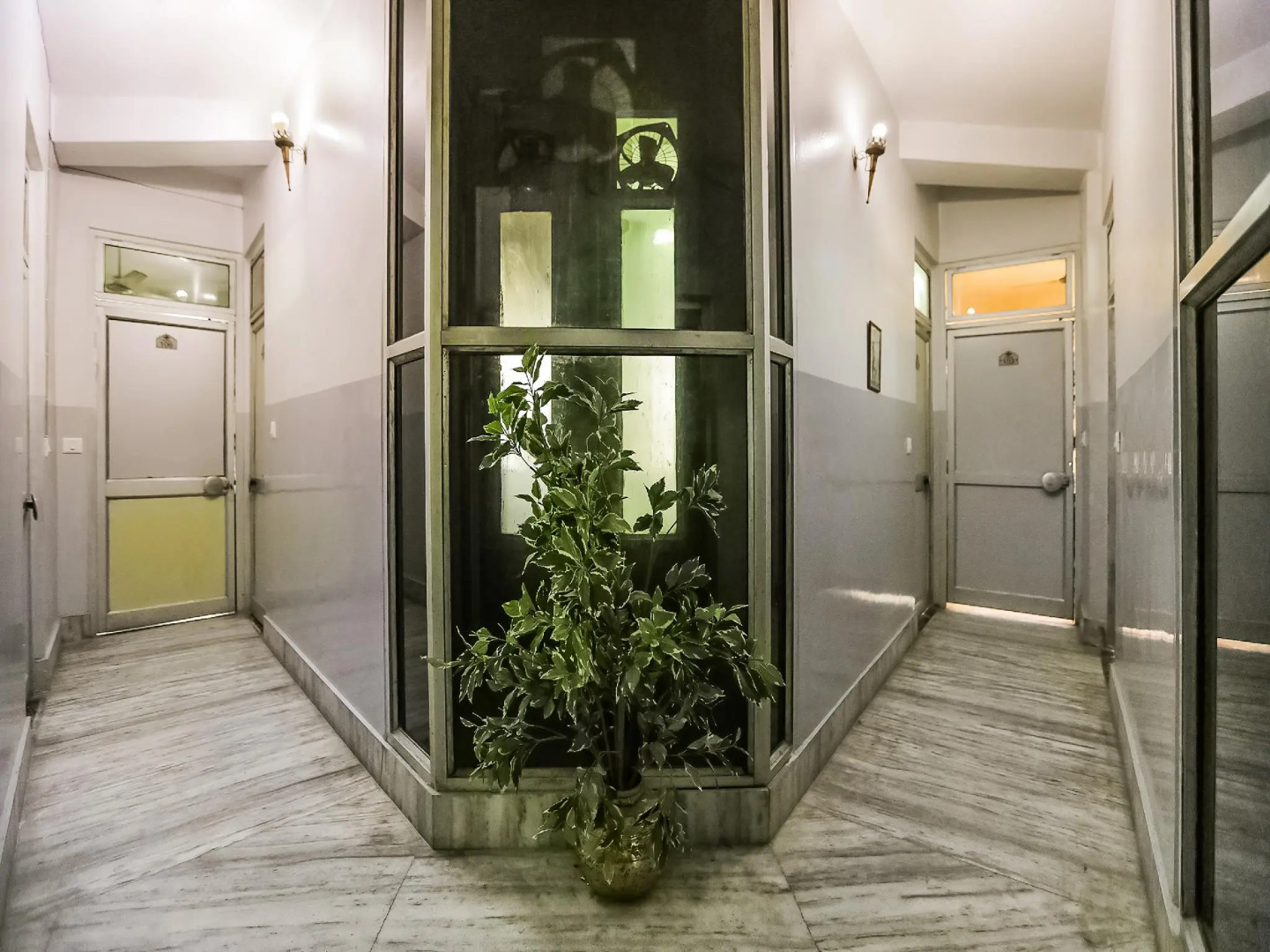 OYO 40867 Hotel Harsh