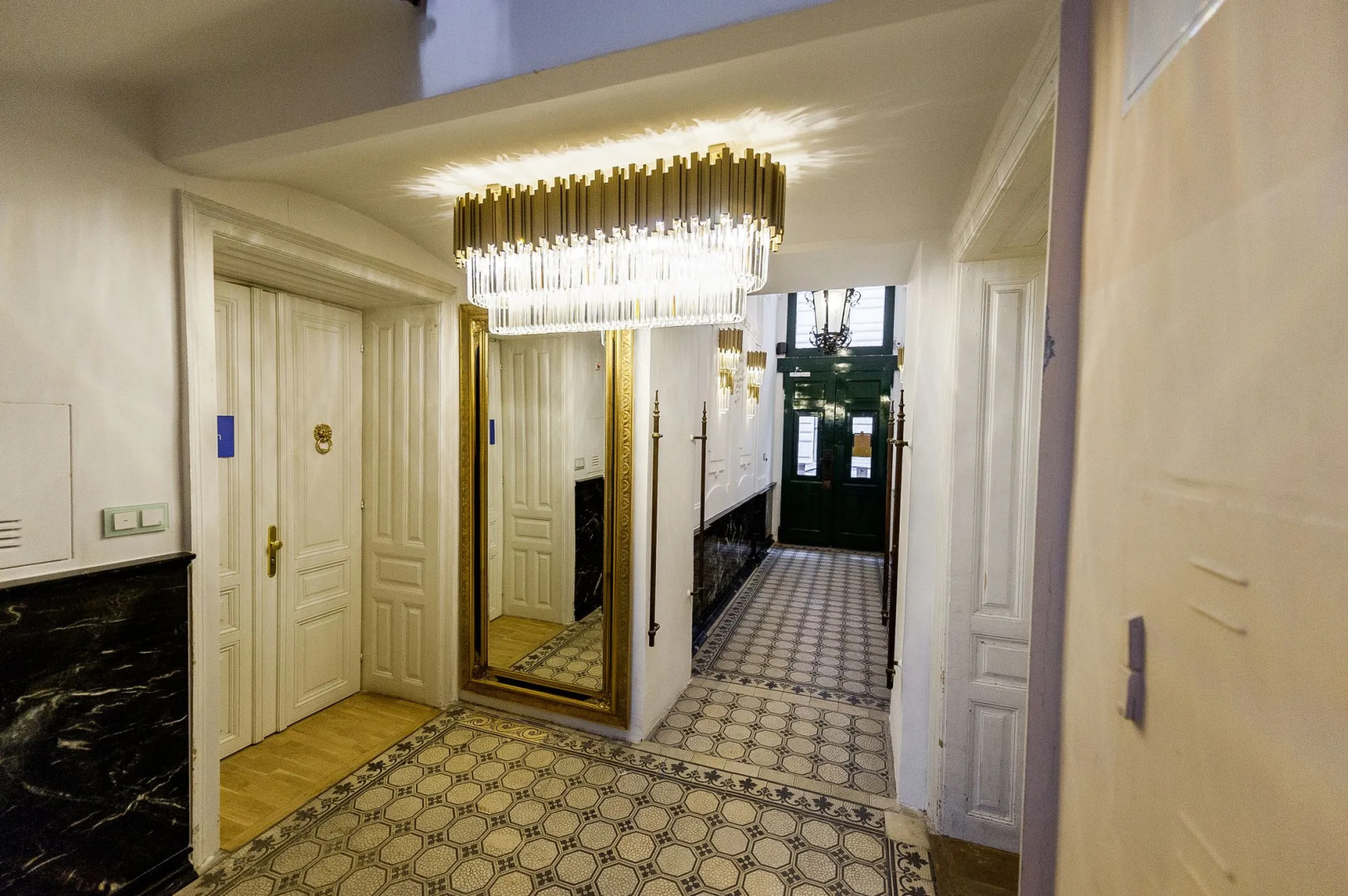 7th Heaven Vienna Center Apartments