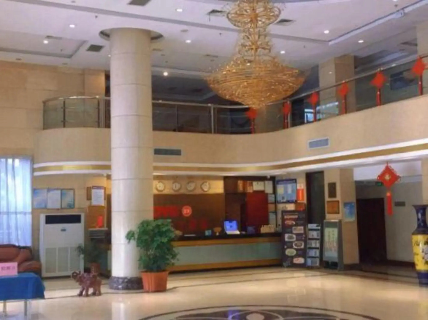 Wanshui Qianshan Hotel