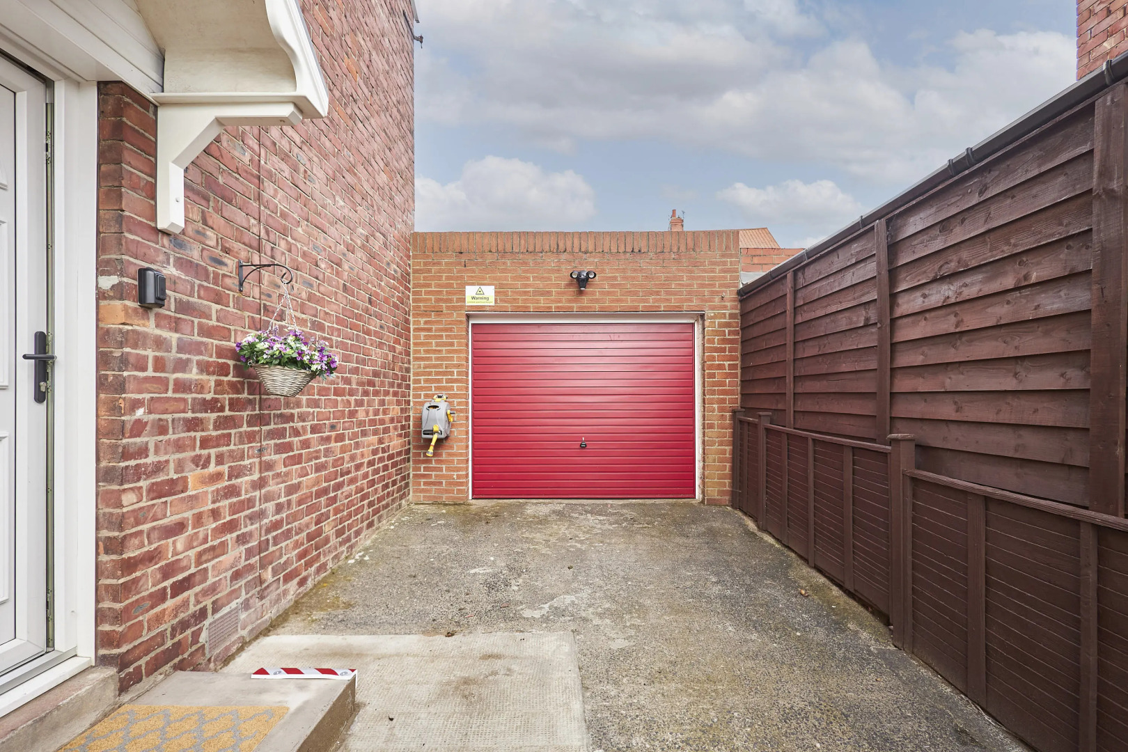 Host Stay South Riggs