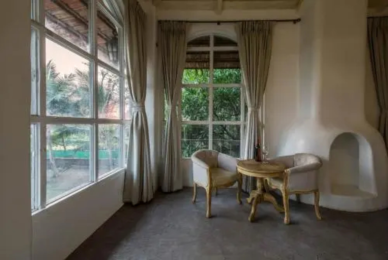 SaffronStays Casa Blanca