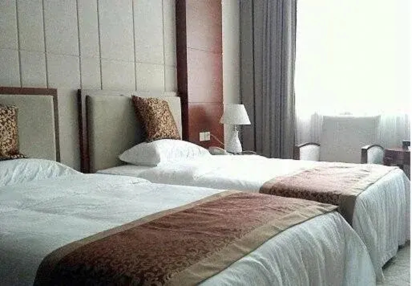 Tiantangzhai Royal Palace Inn