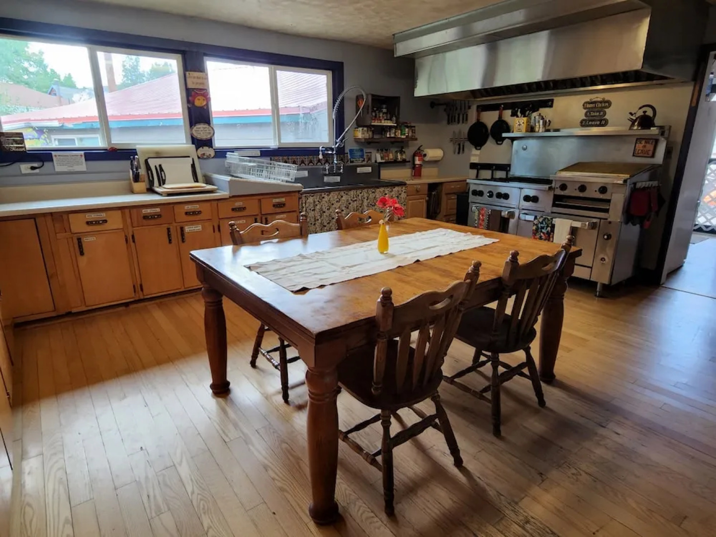 Inn the Clouds Hostel & Inn