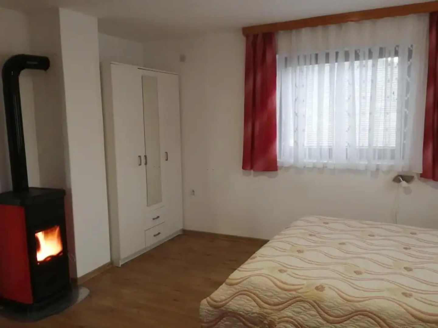 Apartments and Rooms Krizmanic