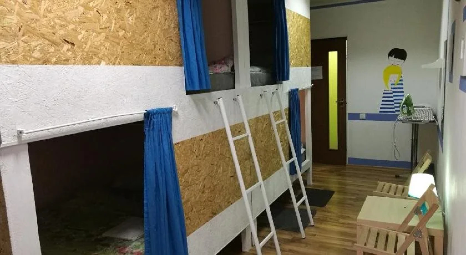 Green Cat Capsule Hostel