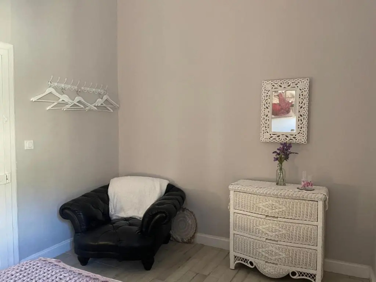 Newly renovated house with pool