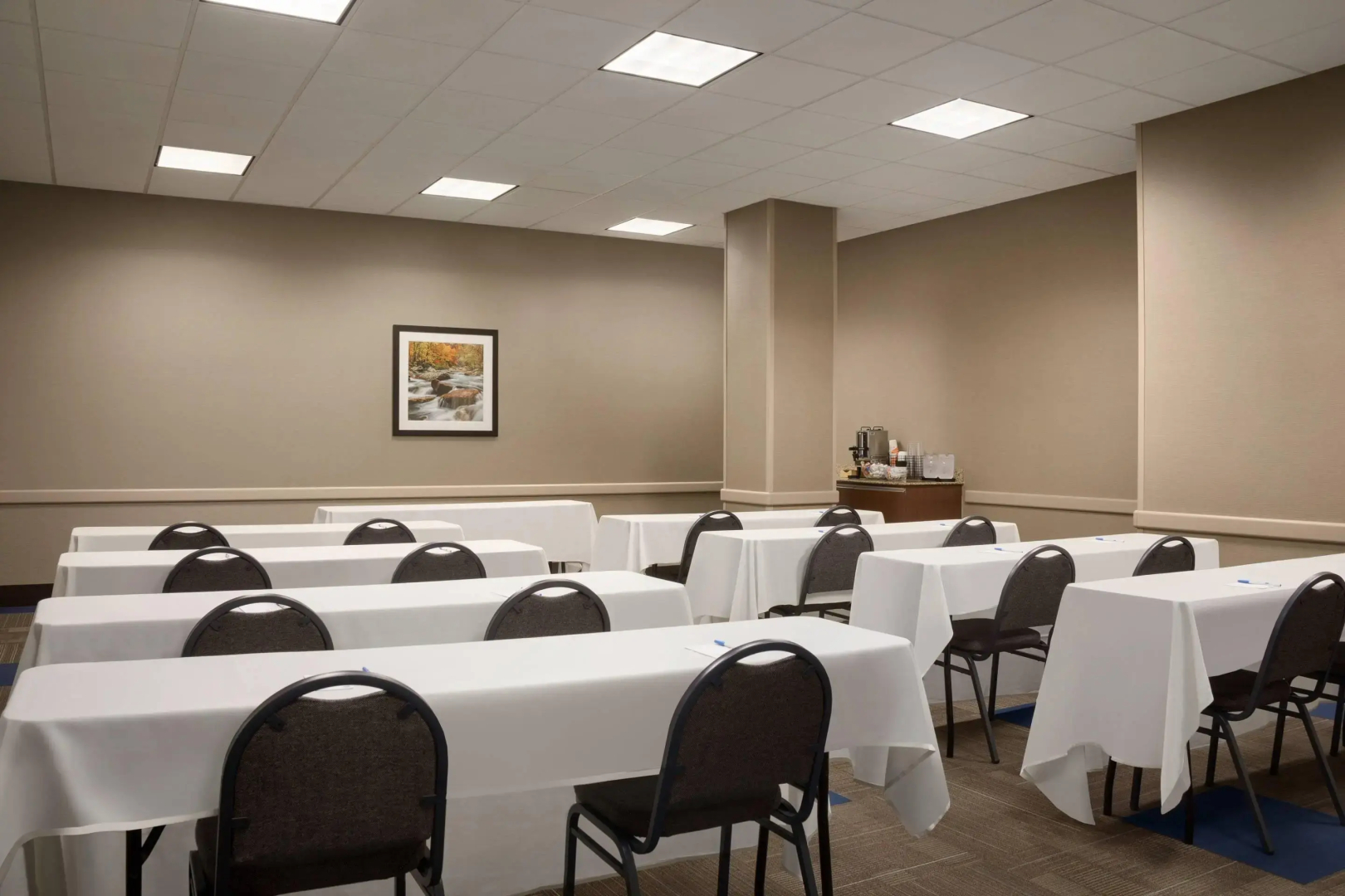 Comfort Inn & Suites Presidential - Downtown Little Rock