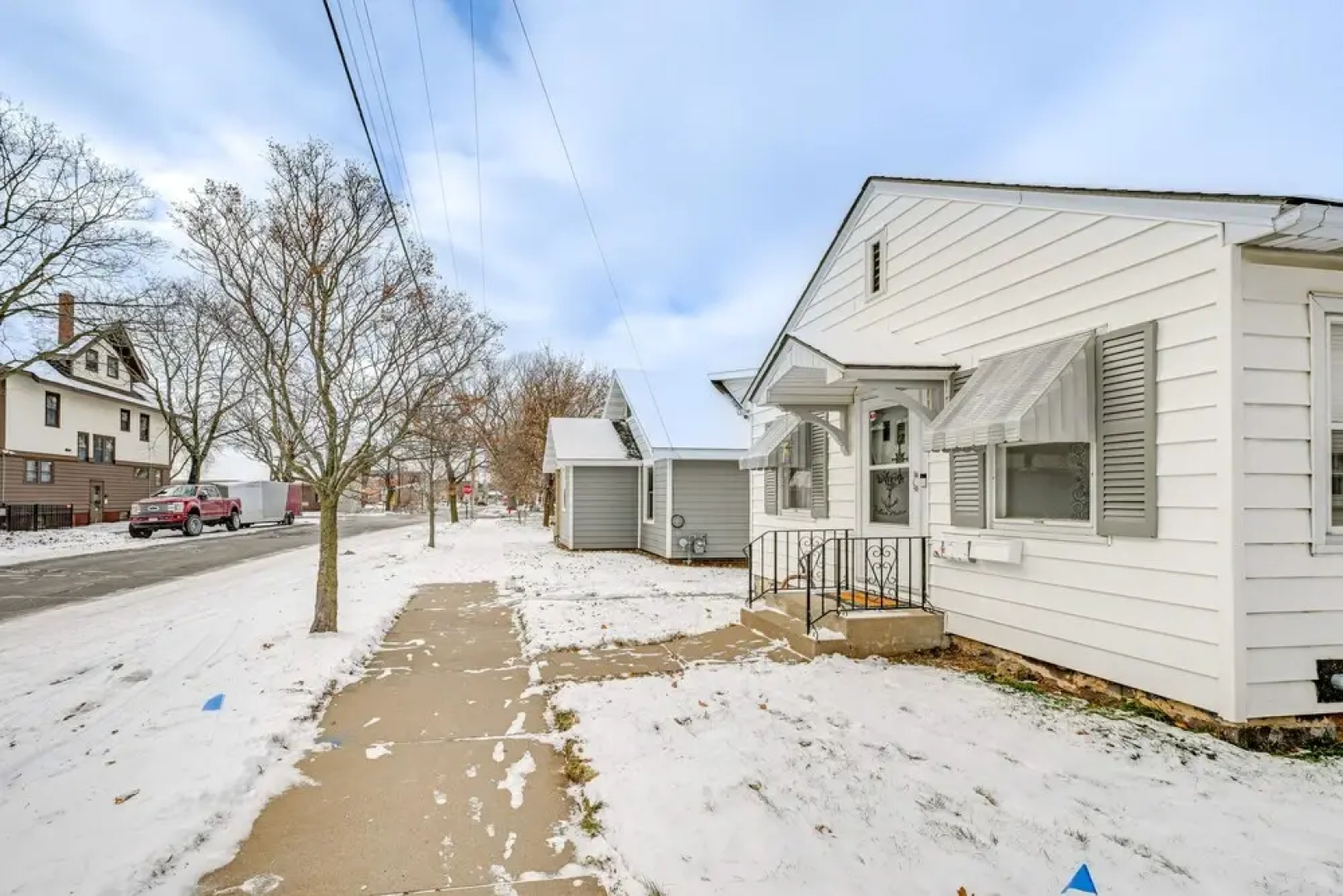 Cozy Wausau Home w/ Fireplace & Hot Tub Access