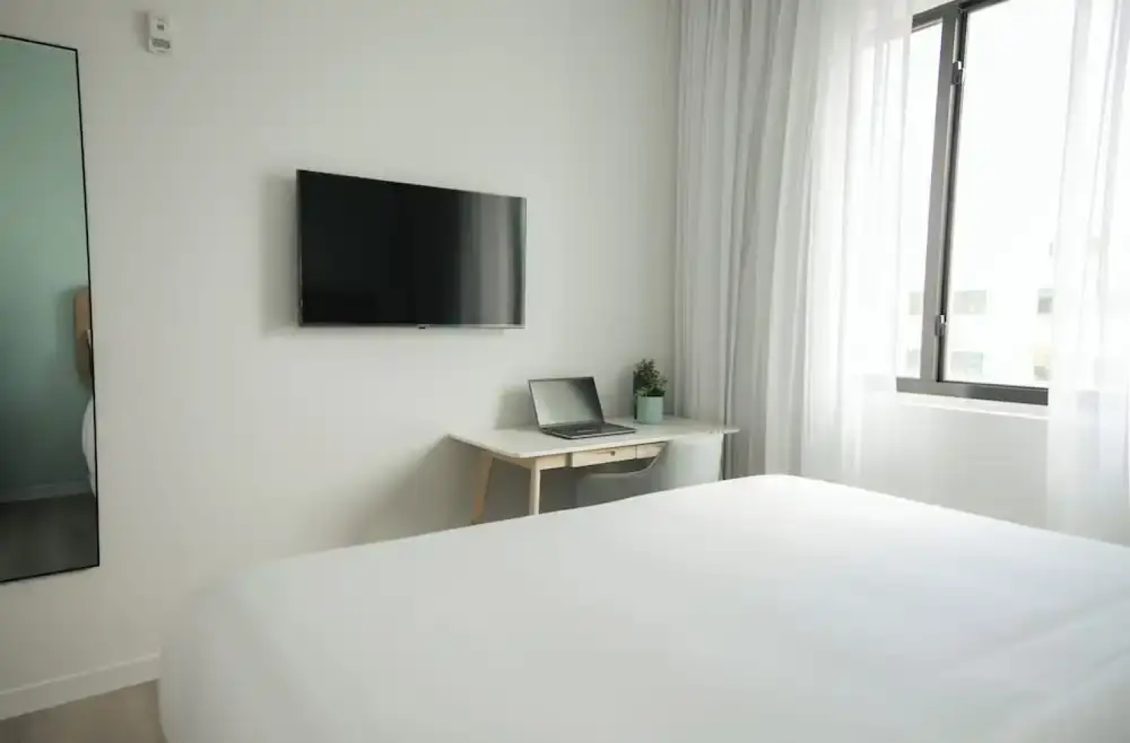 Governors Village Seven Mile Beach Corridor