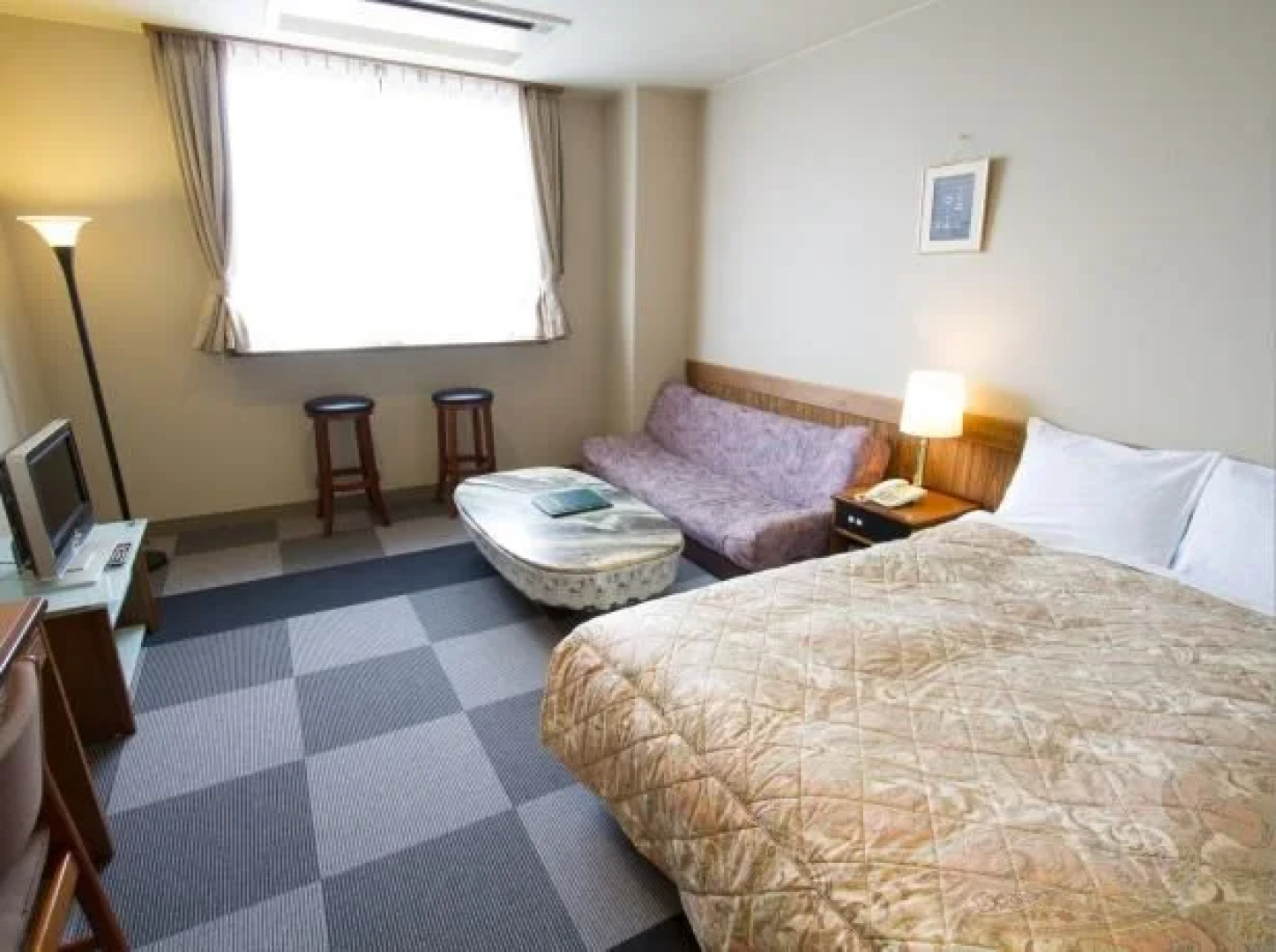 Ishiuchi Yung Parunas