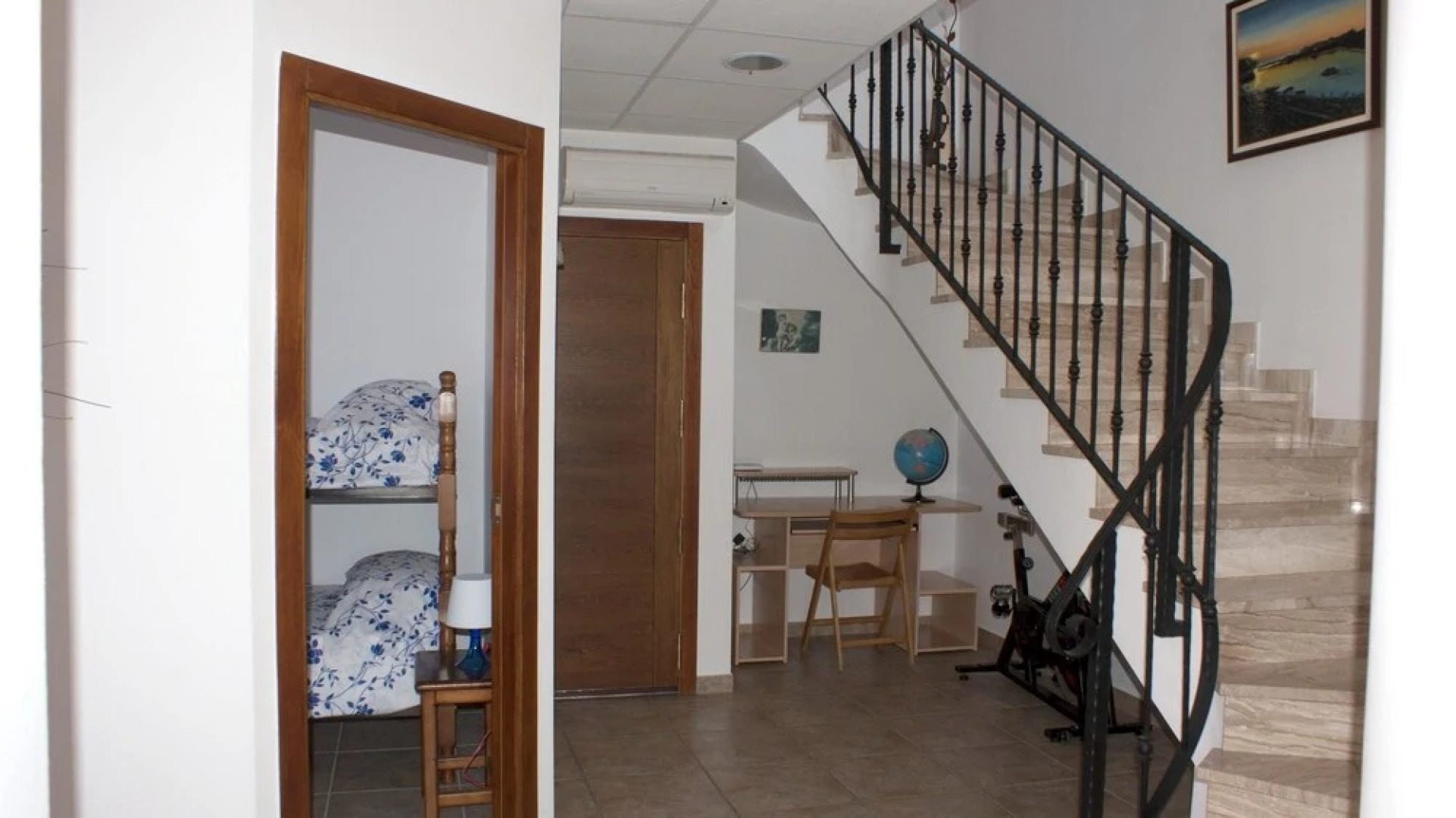 House With 4 Bedrooms in Deltebre, With Wonderful Lake View, Furnished