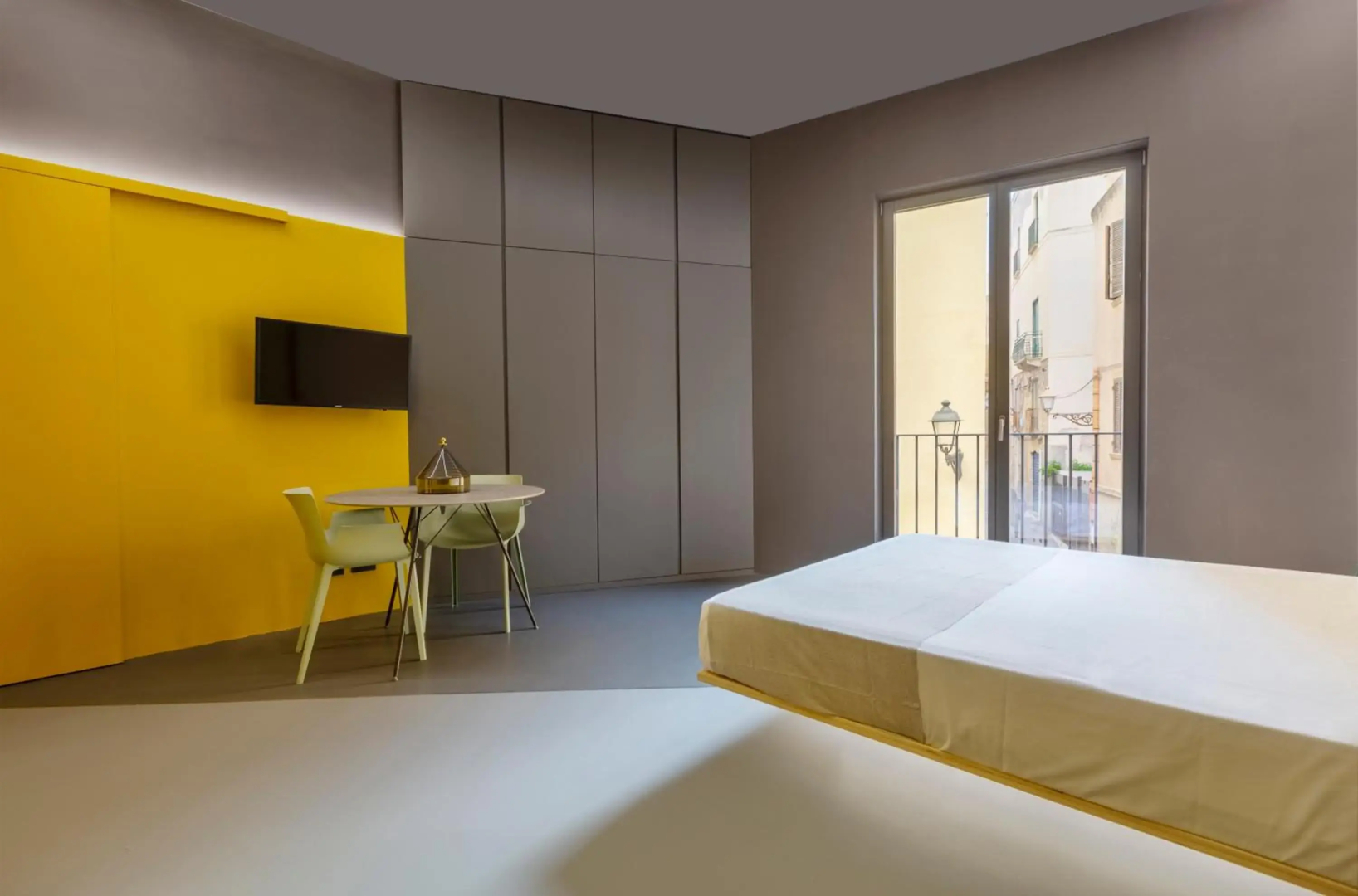 Fiveplace Design Suites Apartments