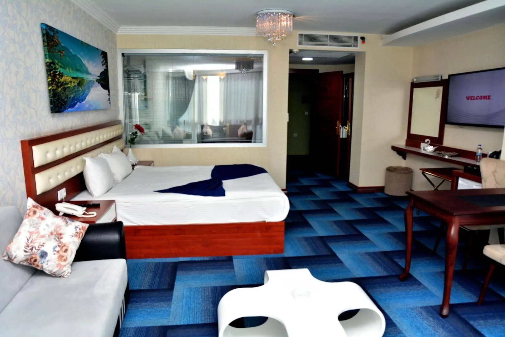 Grand Business Hotel