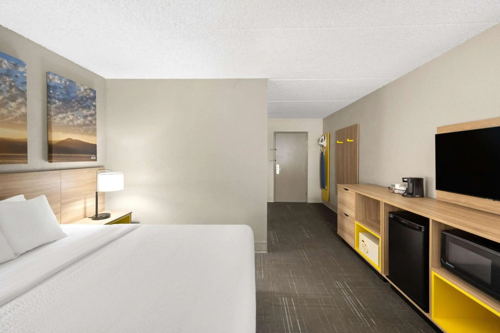 Holiday Inn Express Redding North by IHG