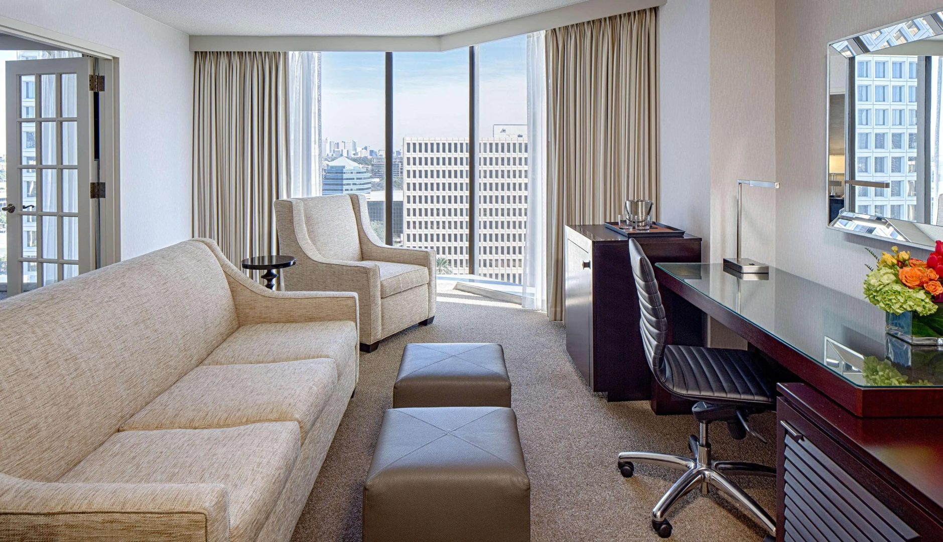 DoubleTree by Hilton Hotel Houston - Greenway Plaza