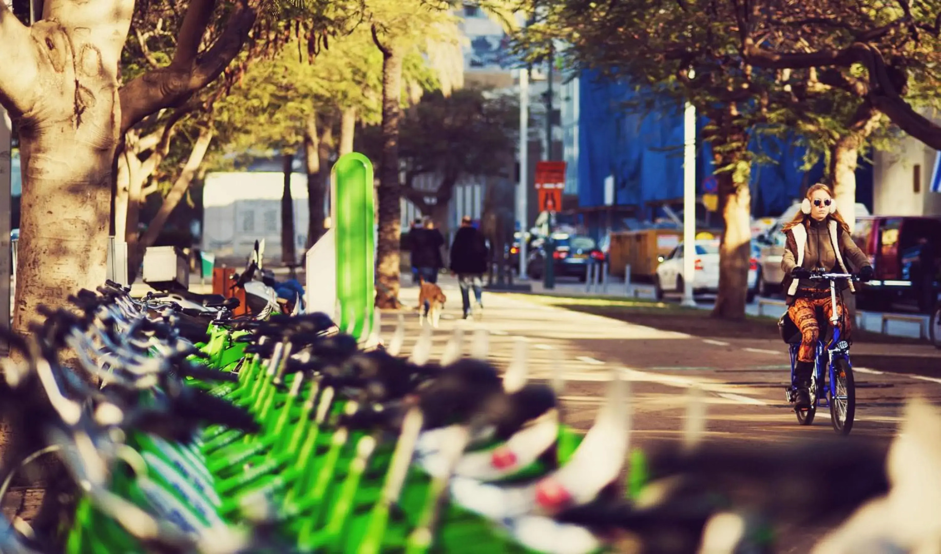 Nice 2Bd W/ Balcony and Private Parking by Sea N' Rent