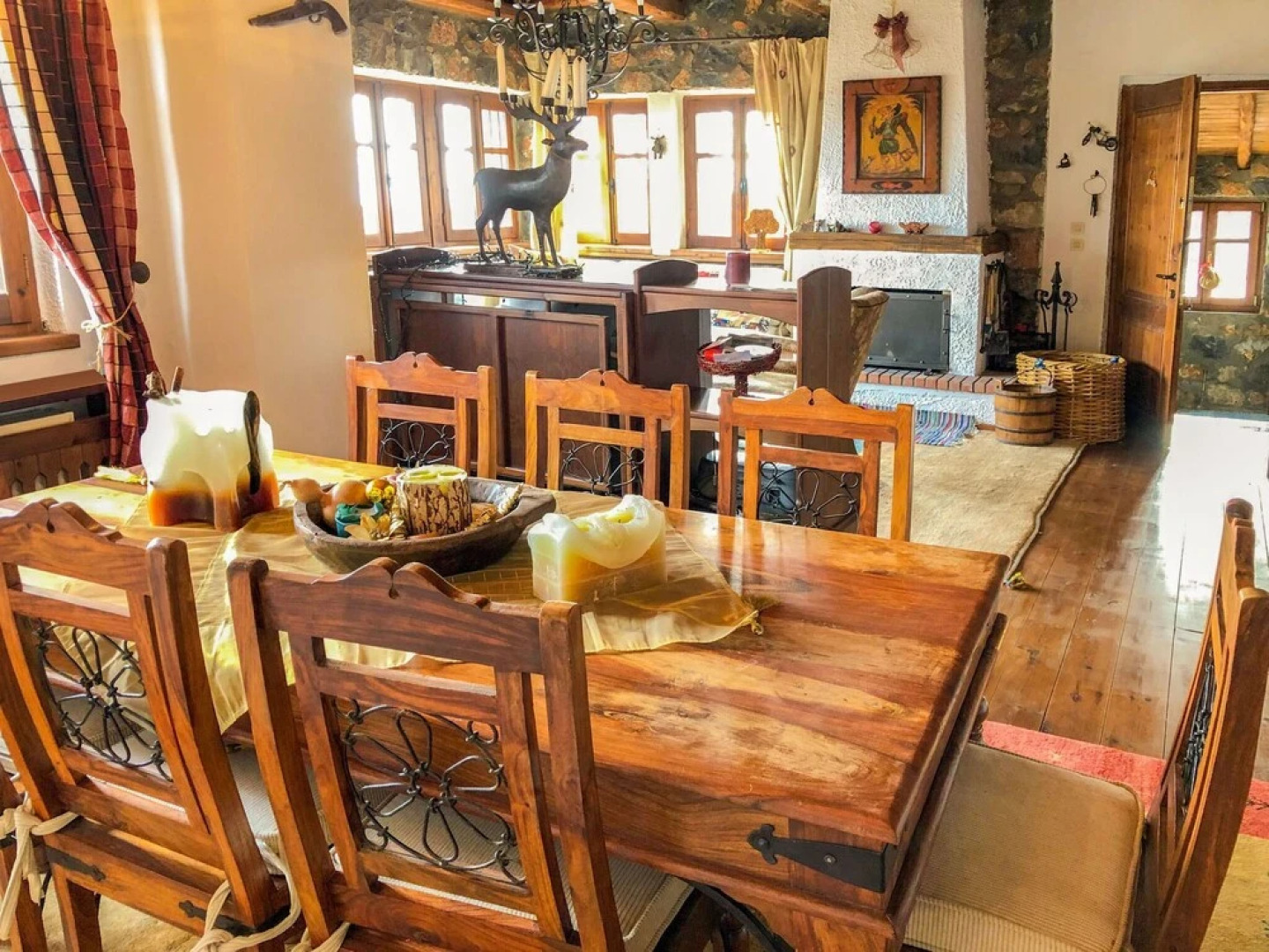 Elegant Holiday Home in Pella With Jacuzzi