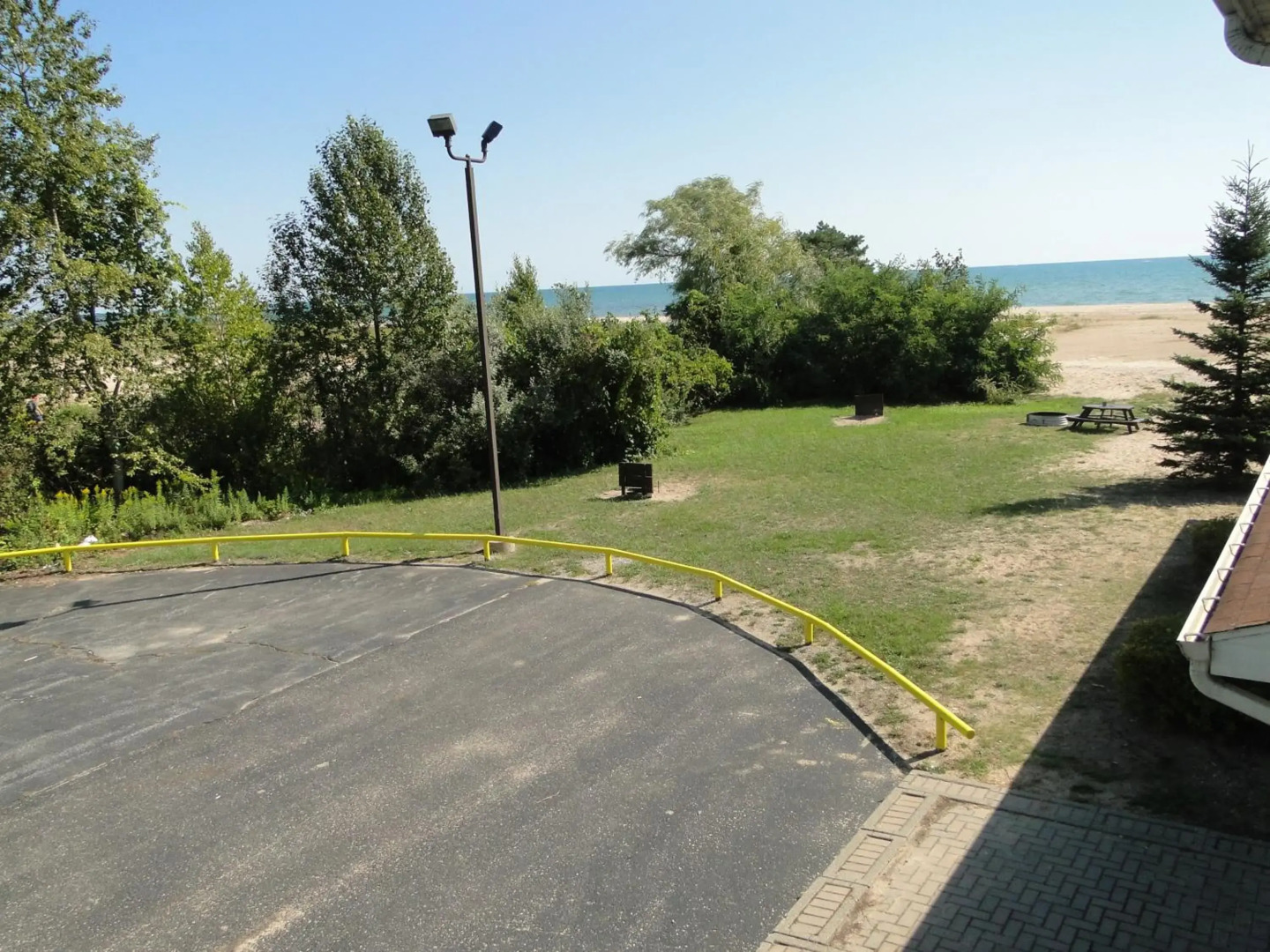 Oscoda Lakeside Hotel