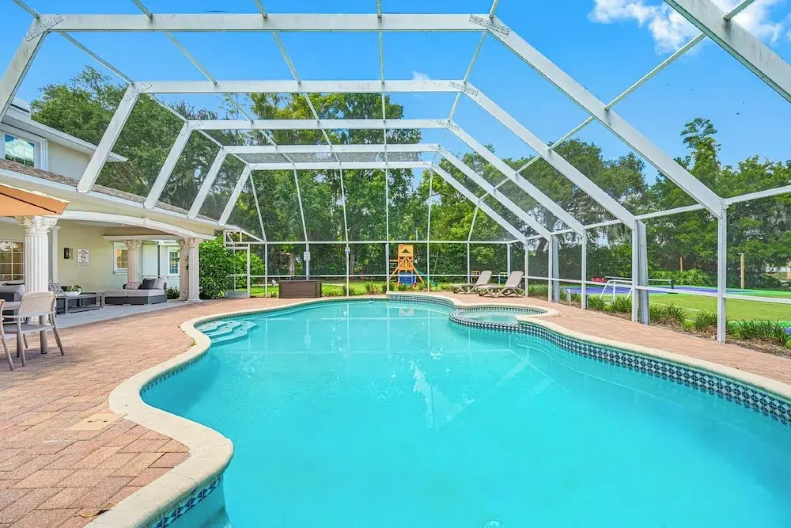 Exquisite Villa With Pool&games- 18 Guests