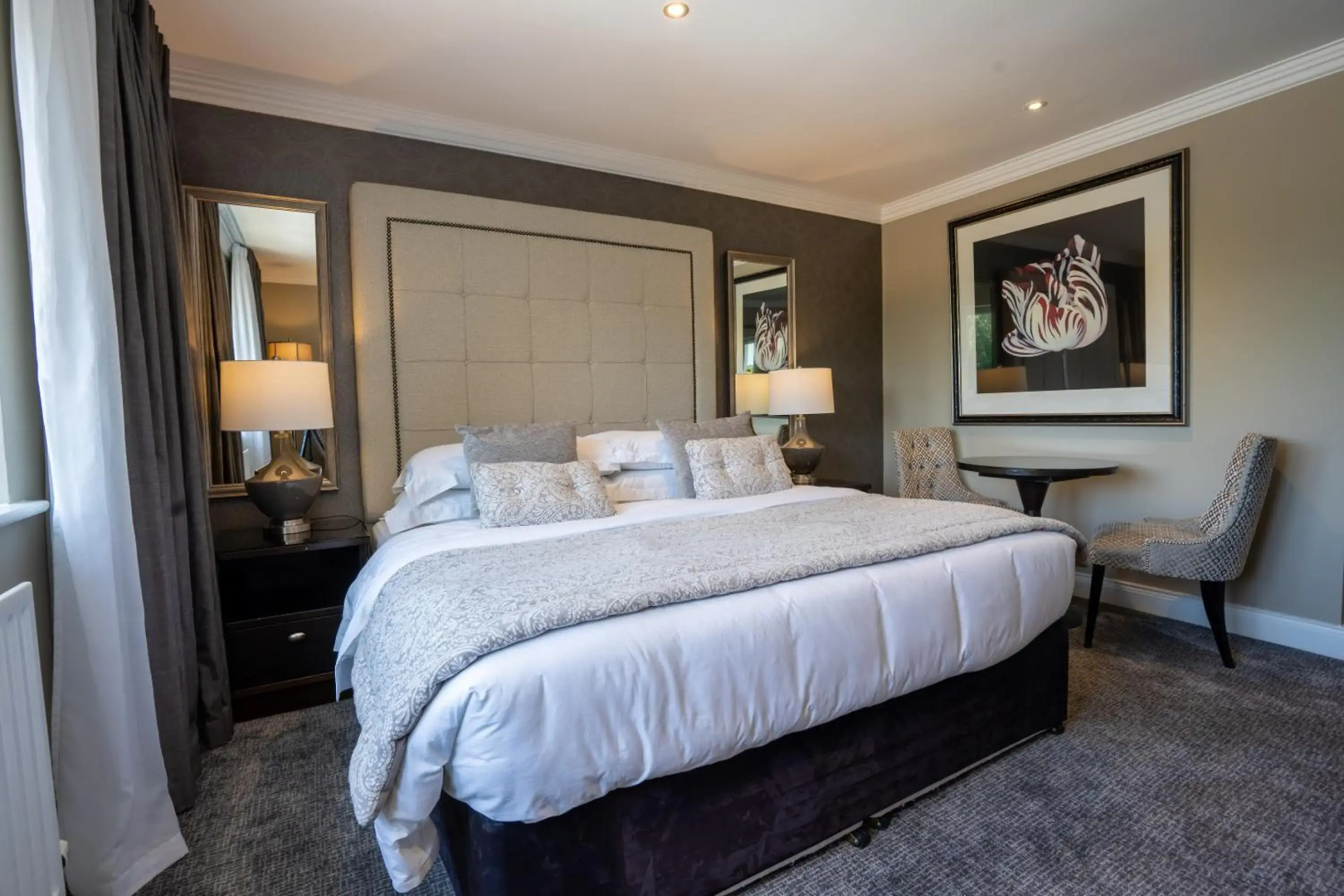 Killarney Oaks Hotel