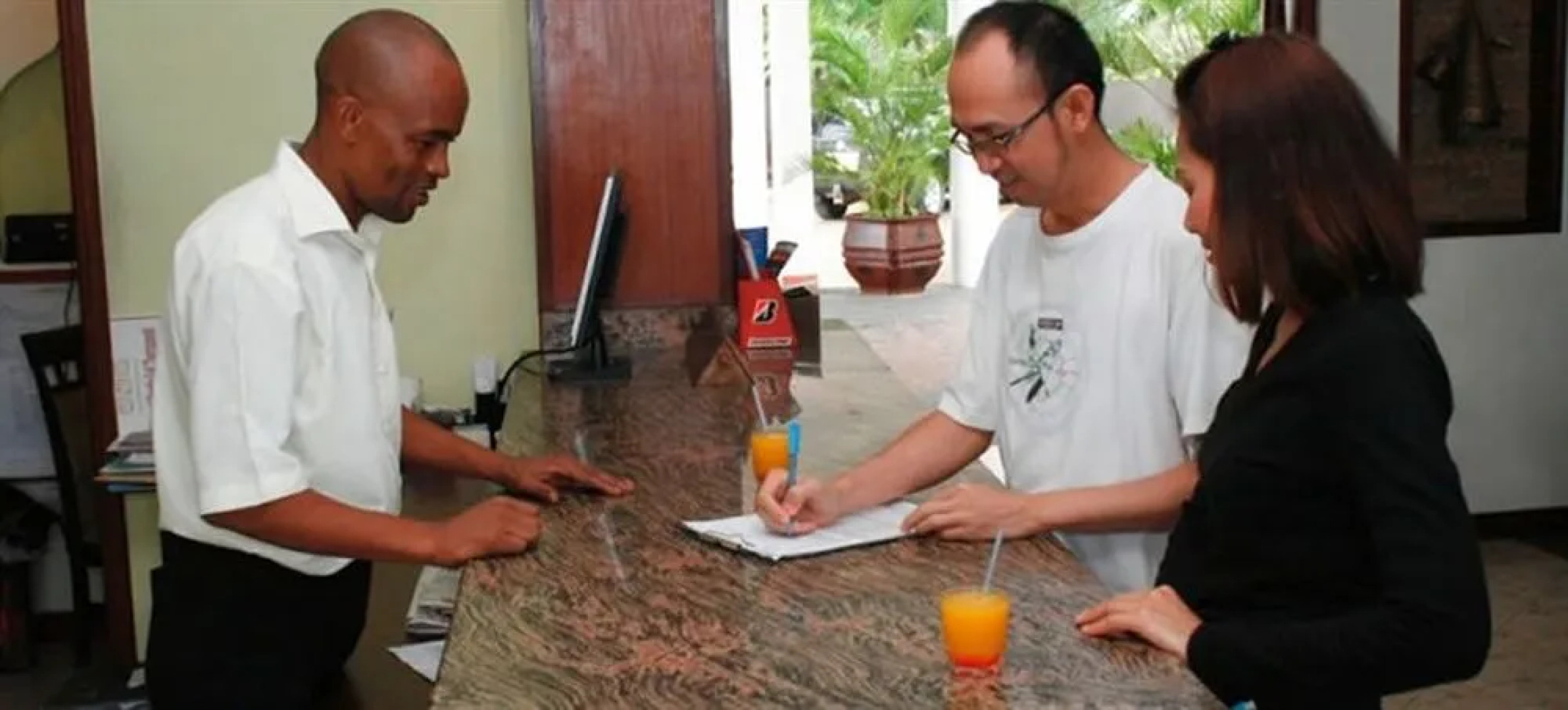 Sunrise Resort Apartments & Spa