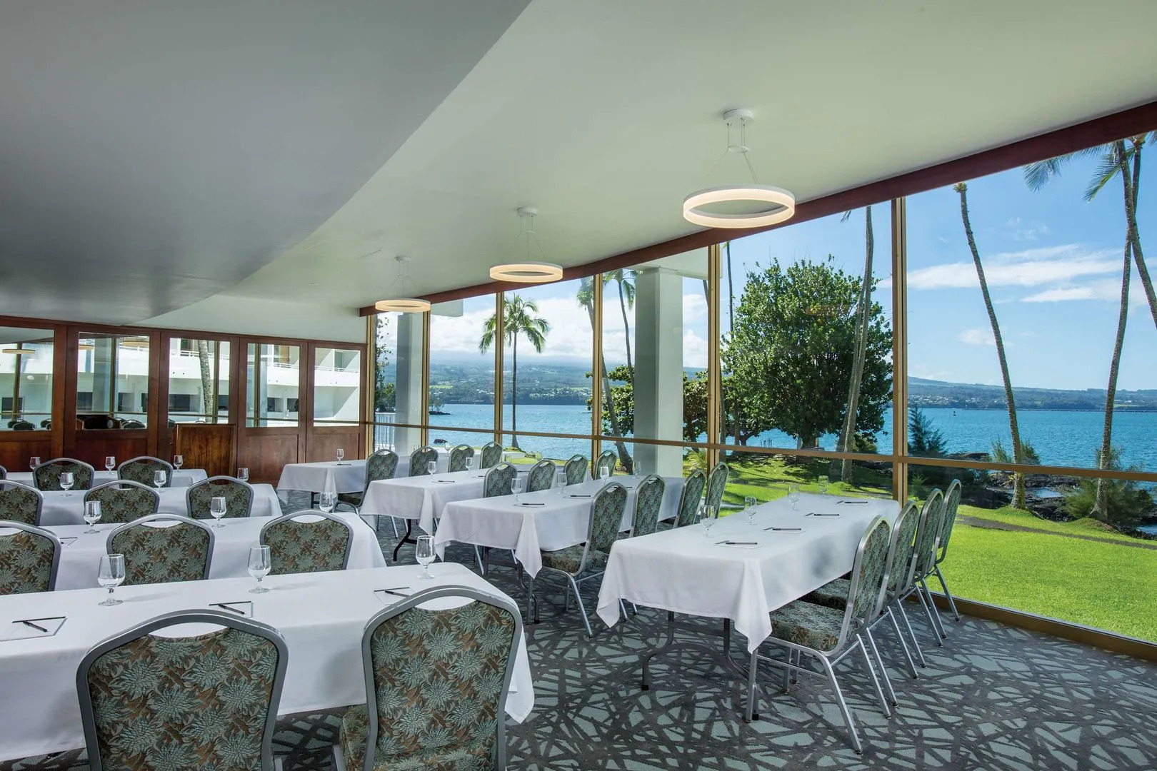 Grand Naniloa Hotel Hilo - a Doubletree by Hilton