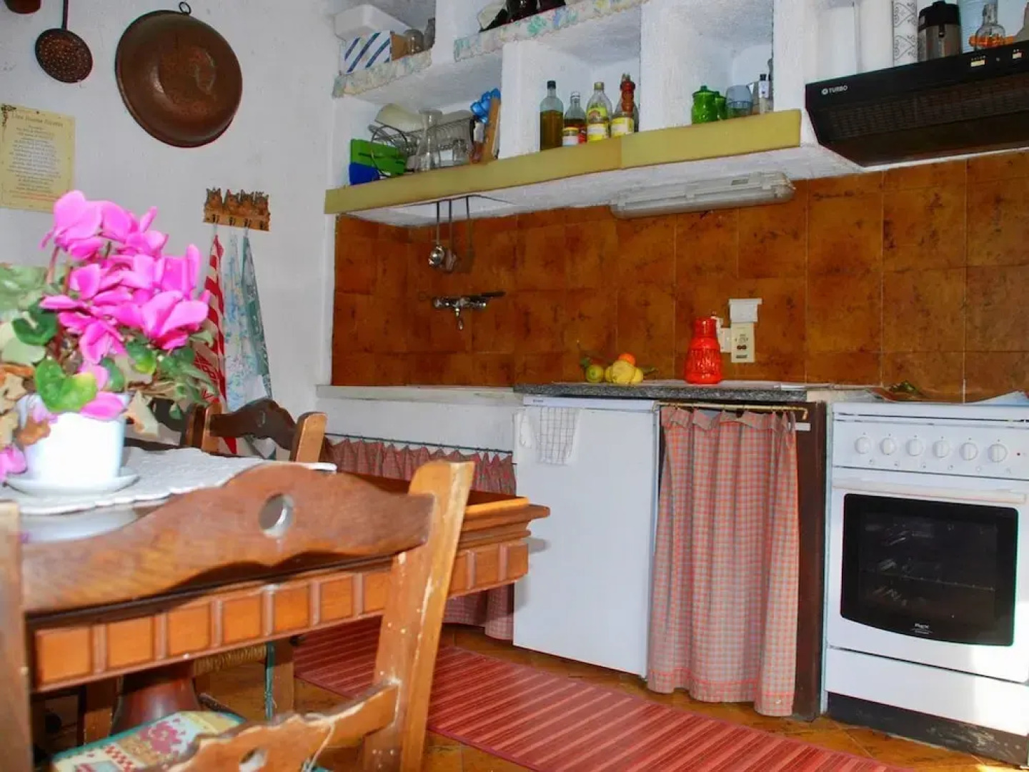 Rustic Home in the Countryside for a Holiday Full of Relaxation and Privacy