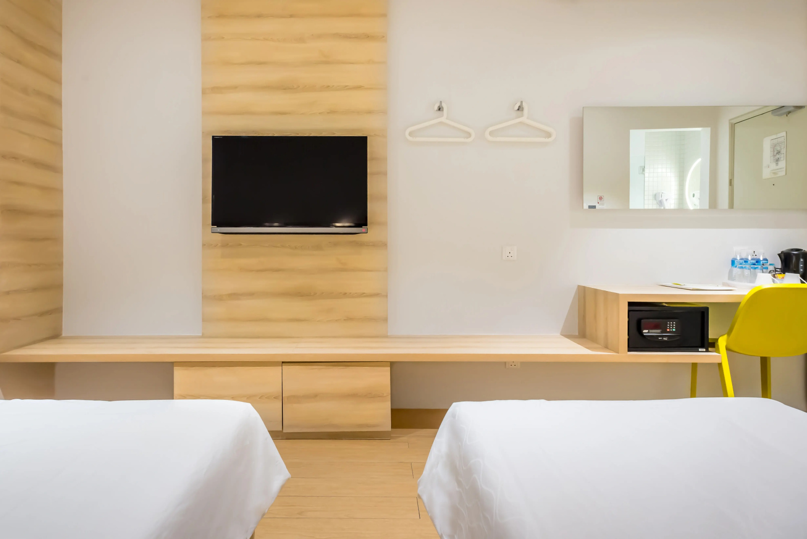 Summer View Hotel