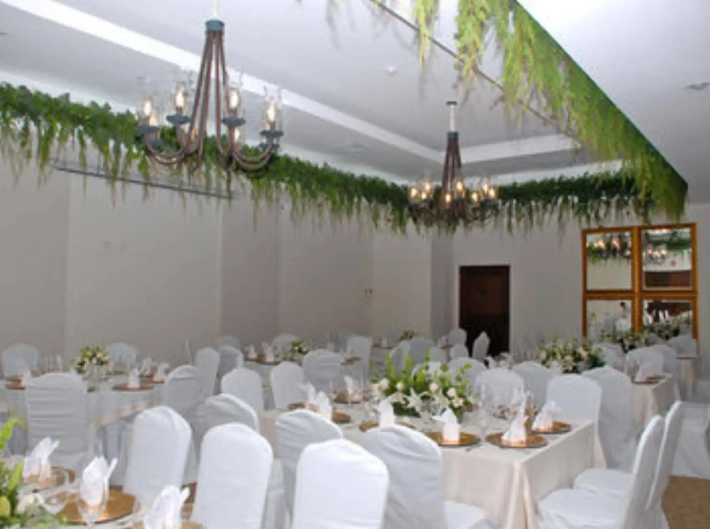 Hotel Los Portales