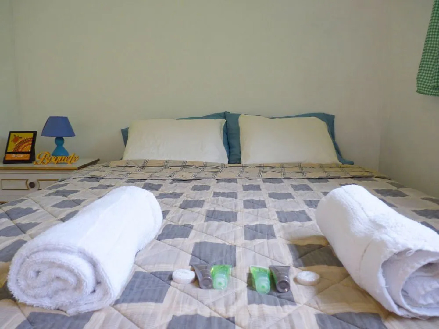 Autana Bed and Breakfast - Hostel