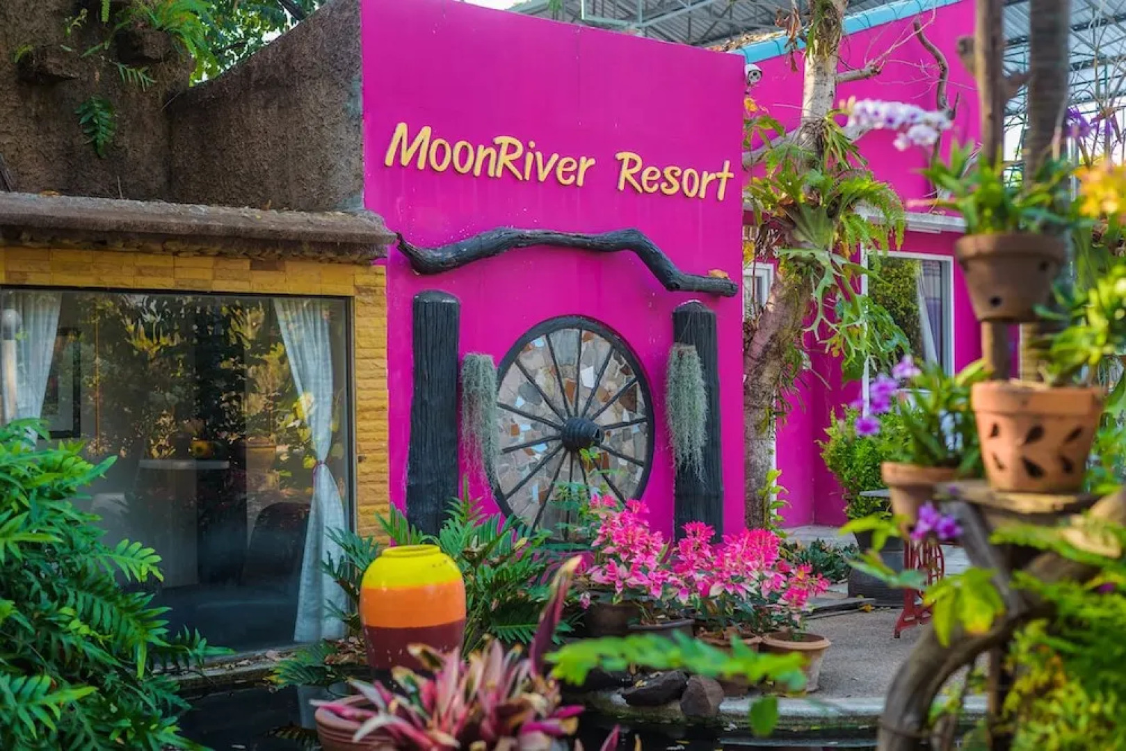 Moon River Resort
