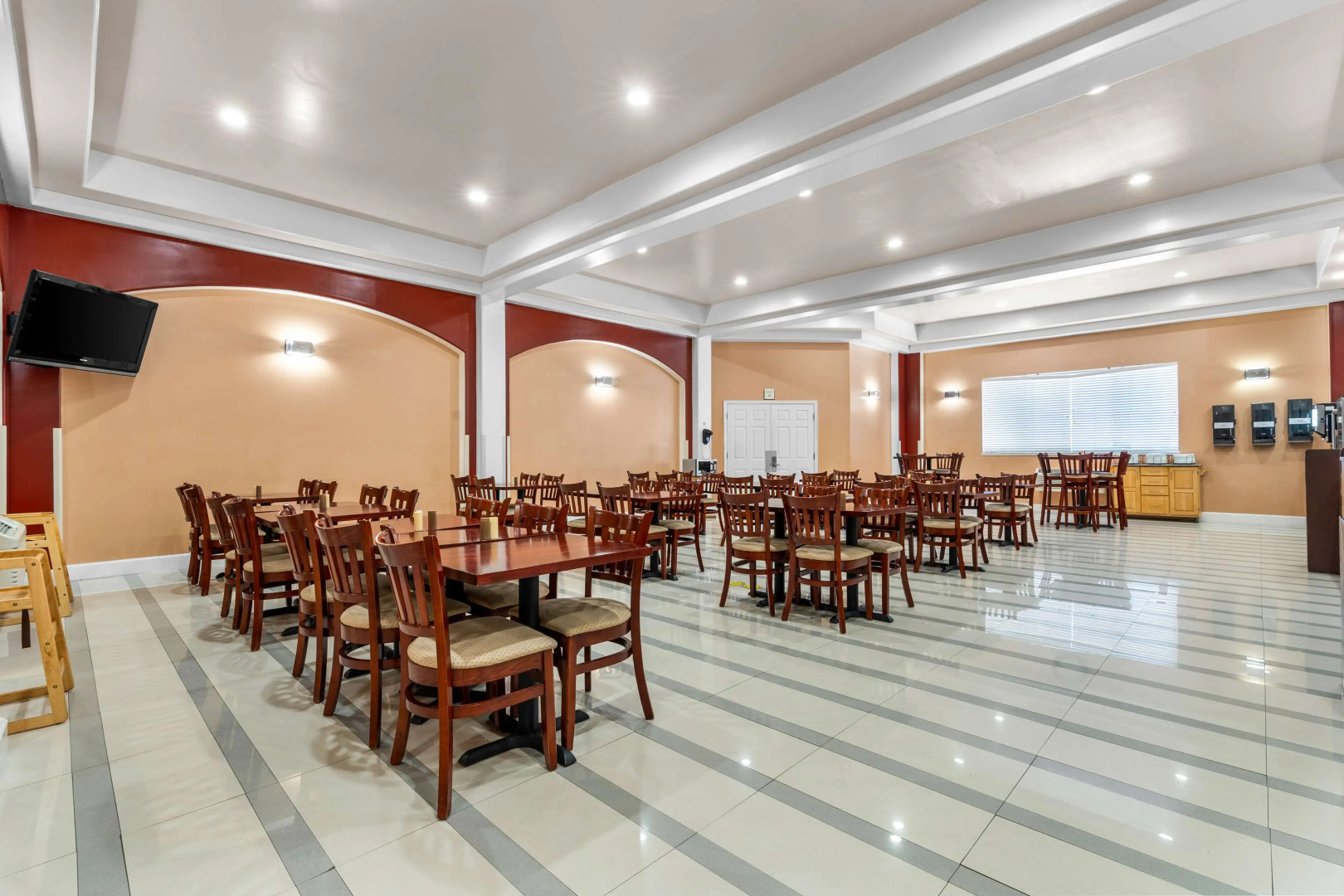 Best Western Plus Yosemite Way Station Motel