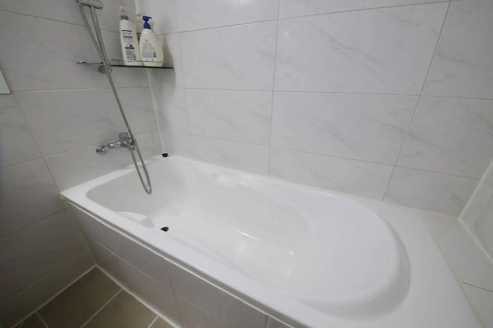 Abata Business Hotel